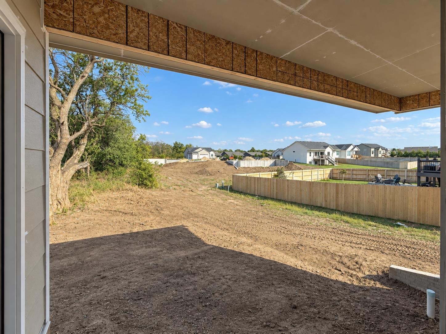 5766 N Edwards St. Property Photo 5