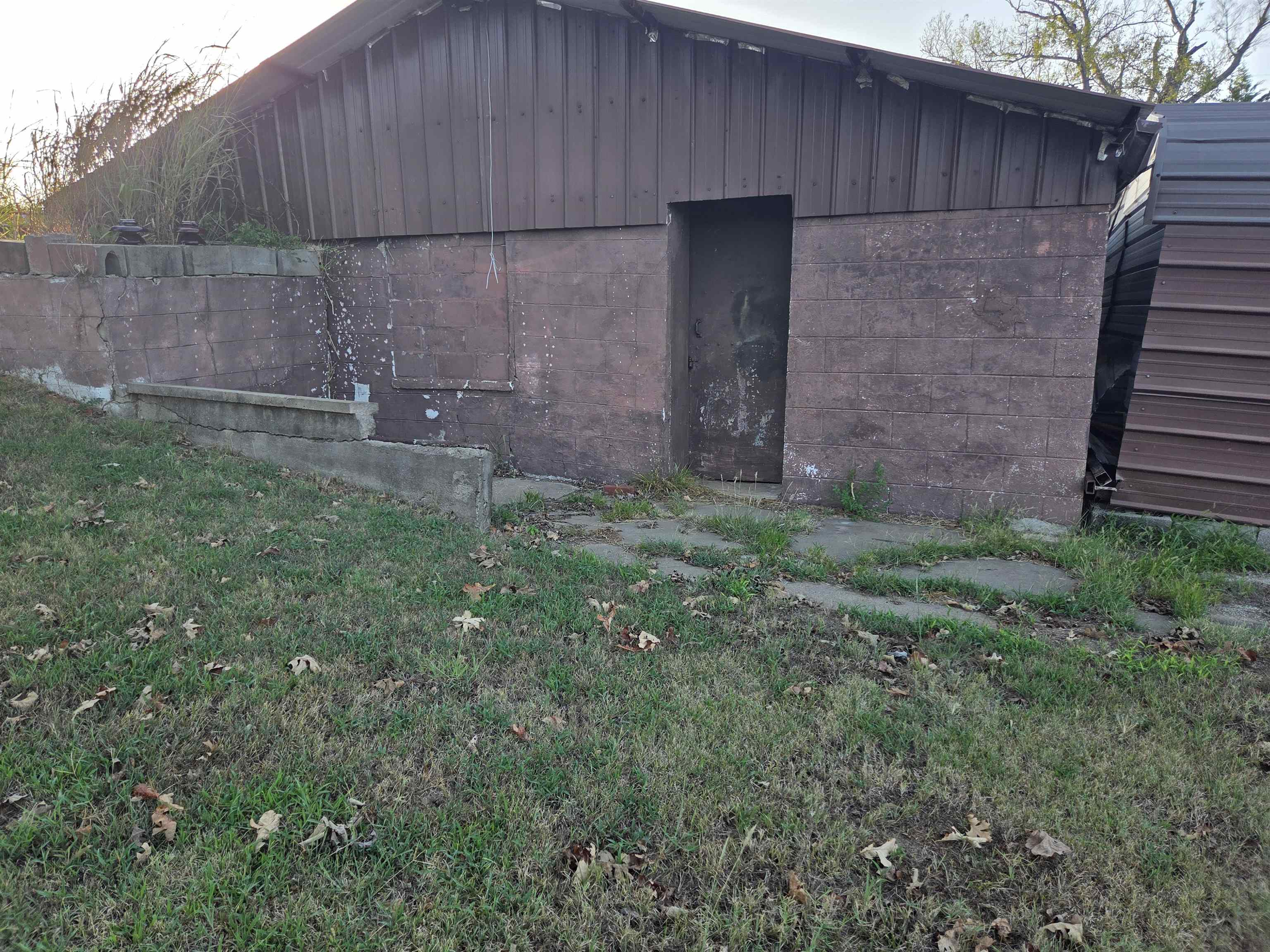 1404 Caney Rd Property Photo 8