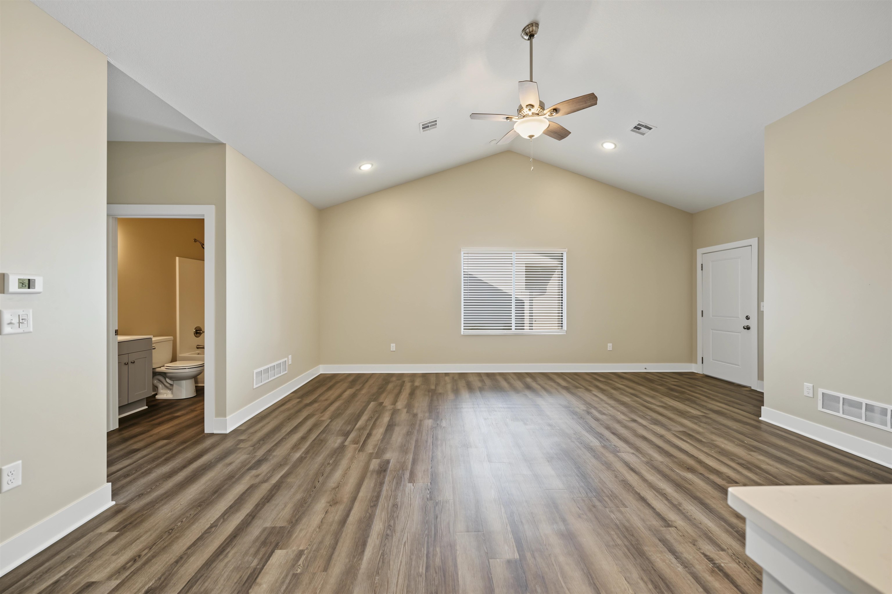 1242 Steve Hawley Ln. Property Photo 11