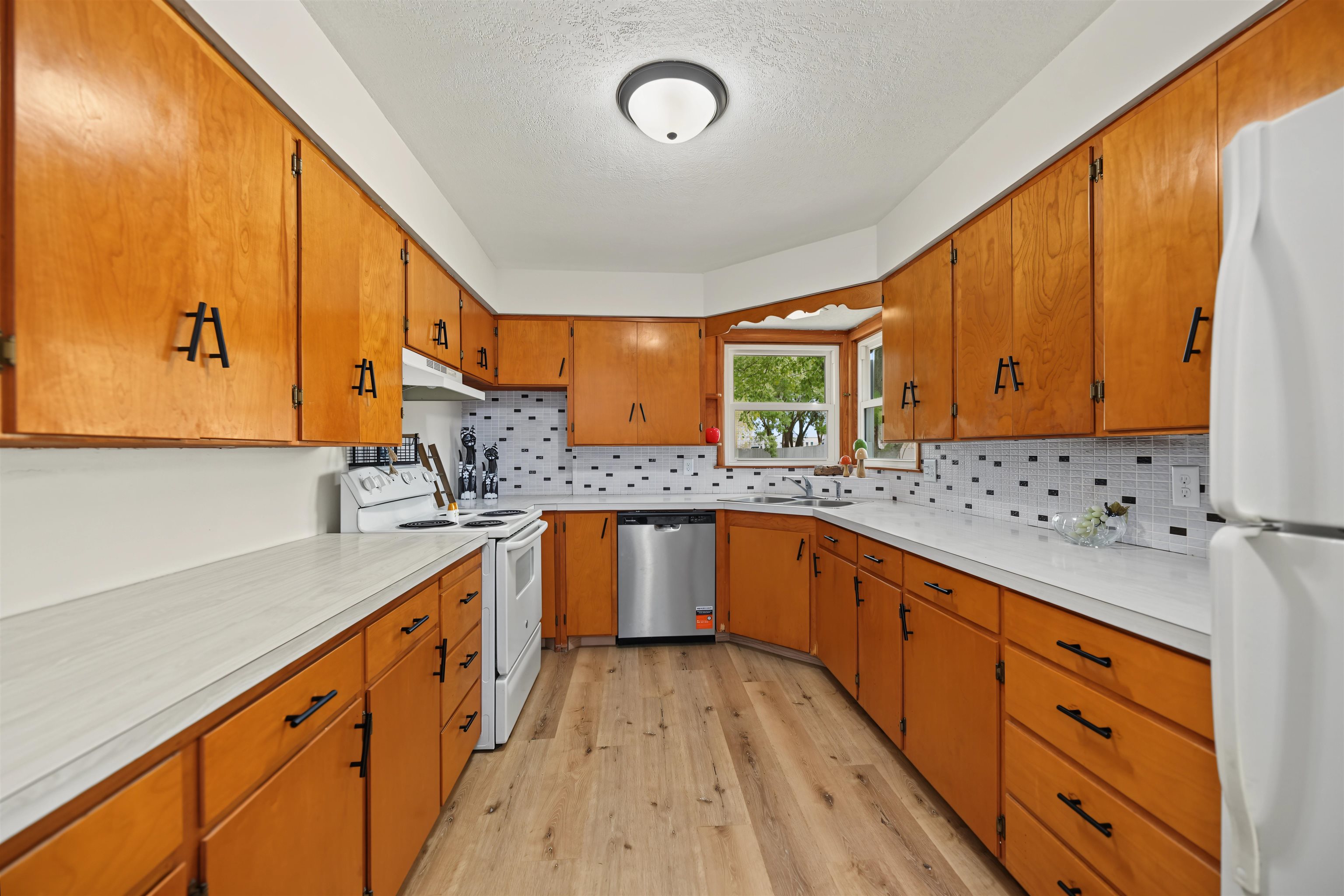 1639 Comanche Rd Property Photo 13