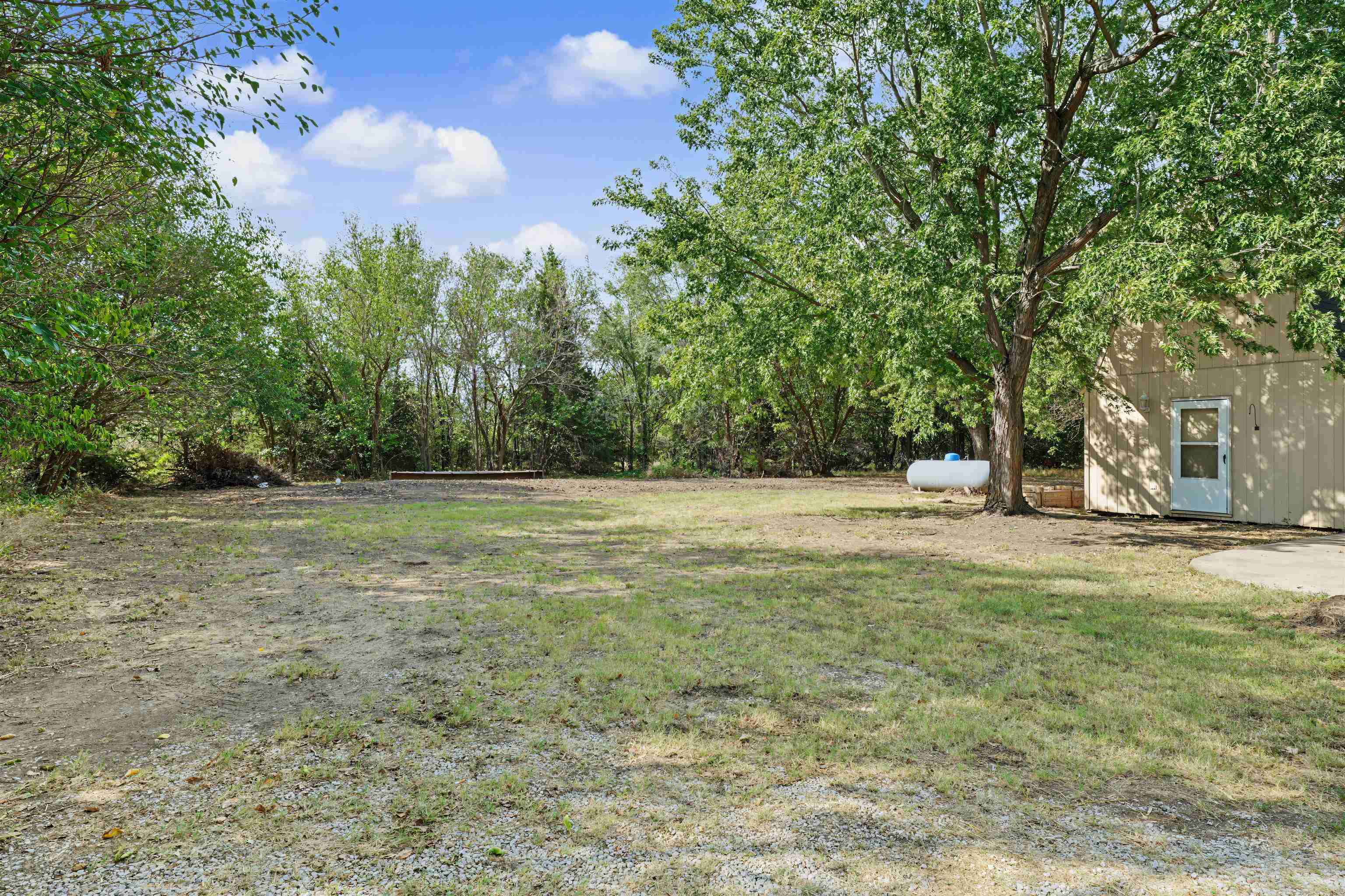 1639 Comanche Rd Property Photo 29