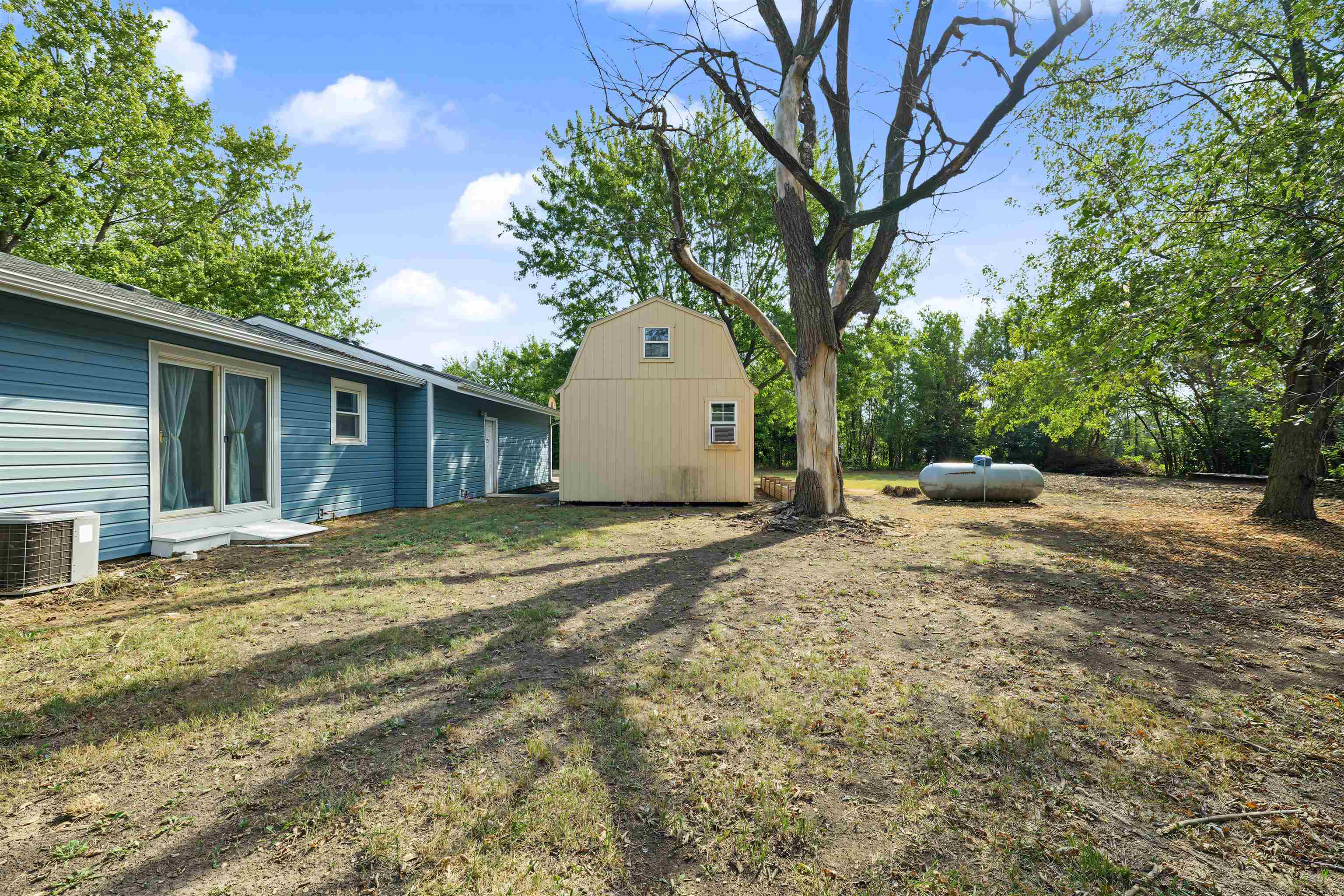 1639 Comanche Rd Property Photo 32