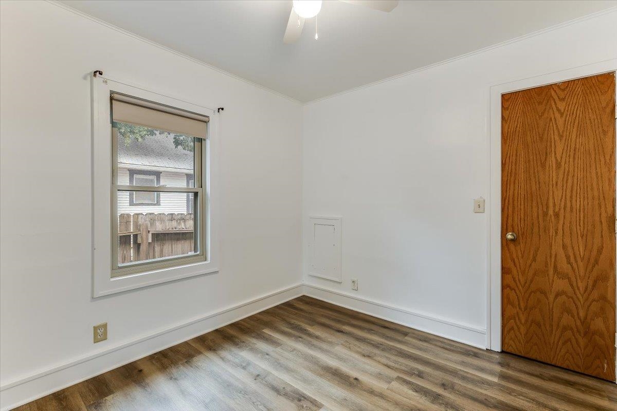 444 N Edwards Ave Property Photo 14