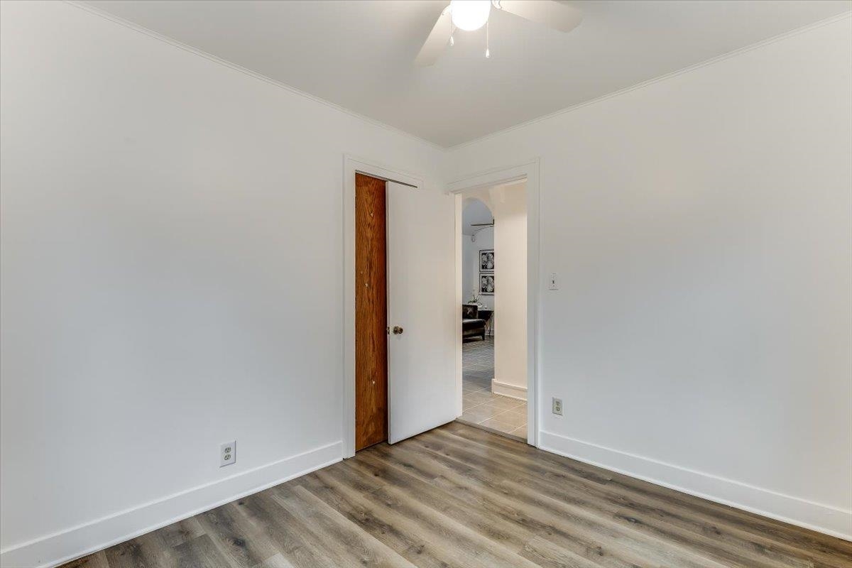 444 N Edwards Ave Property Photo 18