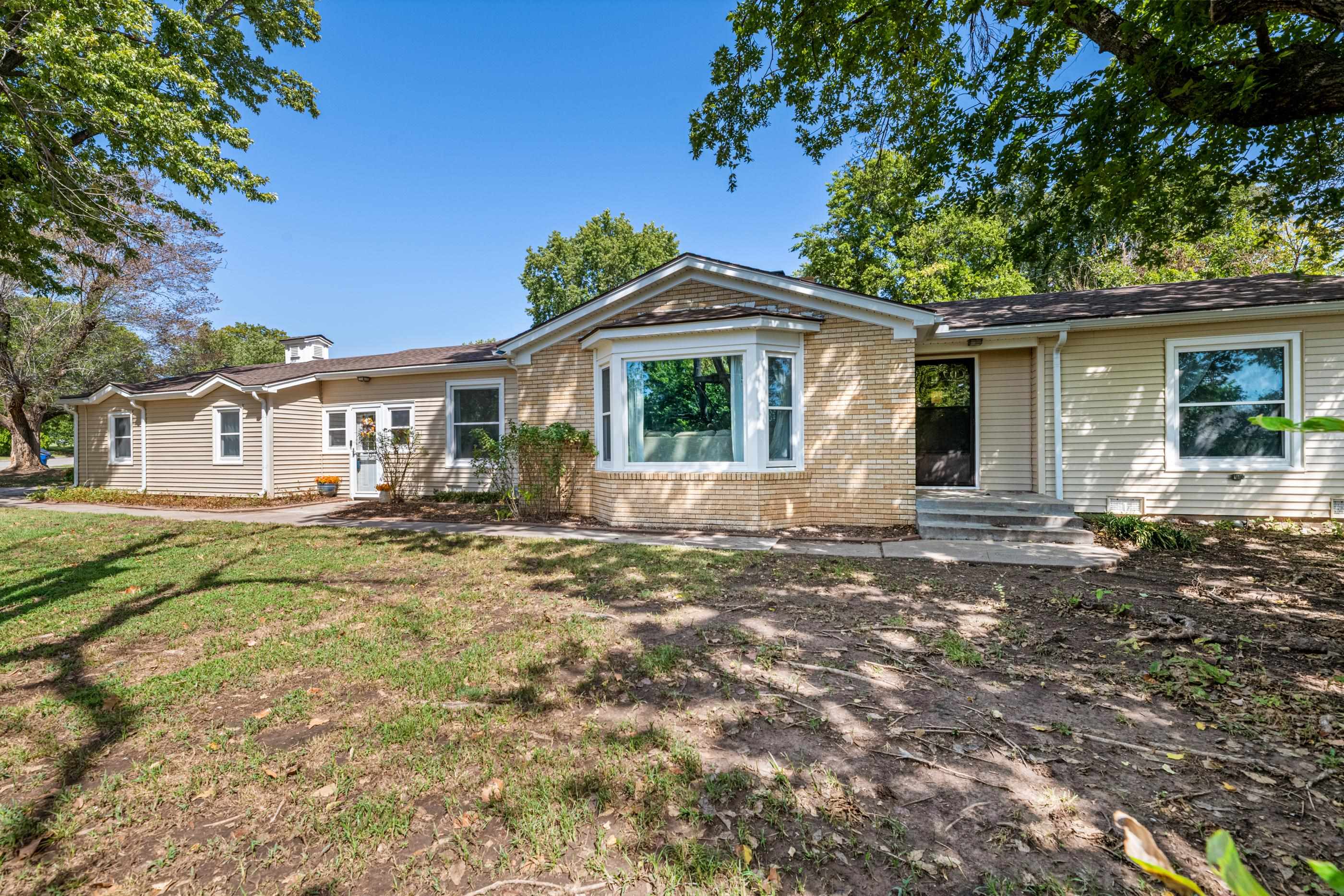 350 S Gorin St. Property Photo 3