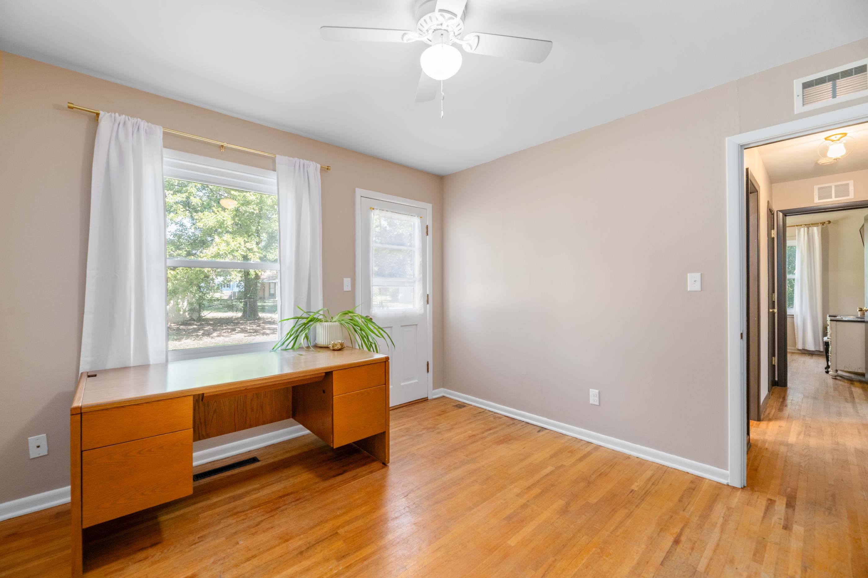 350 S Gorin St. Property Photo 15