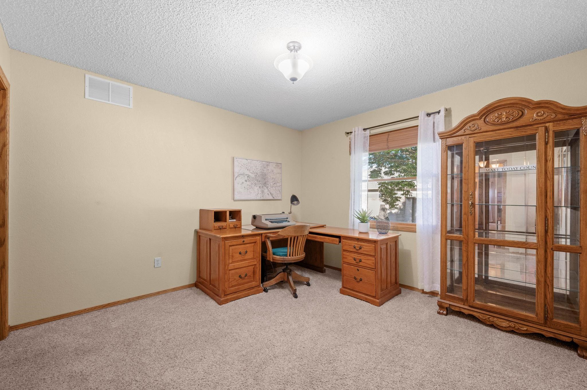 6907 W Garden Ridge Ct Property Photo 20