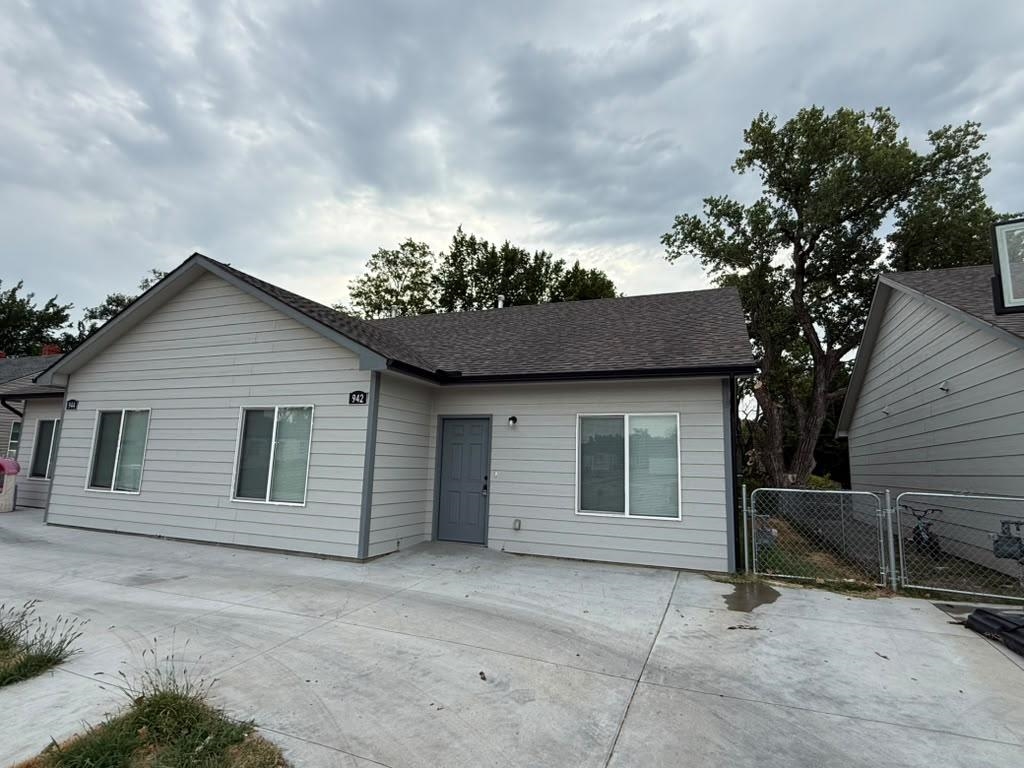 942 N Glendale St Property Photo 1