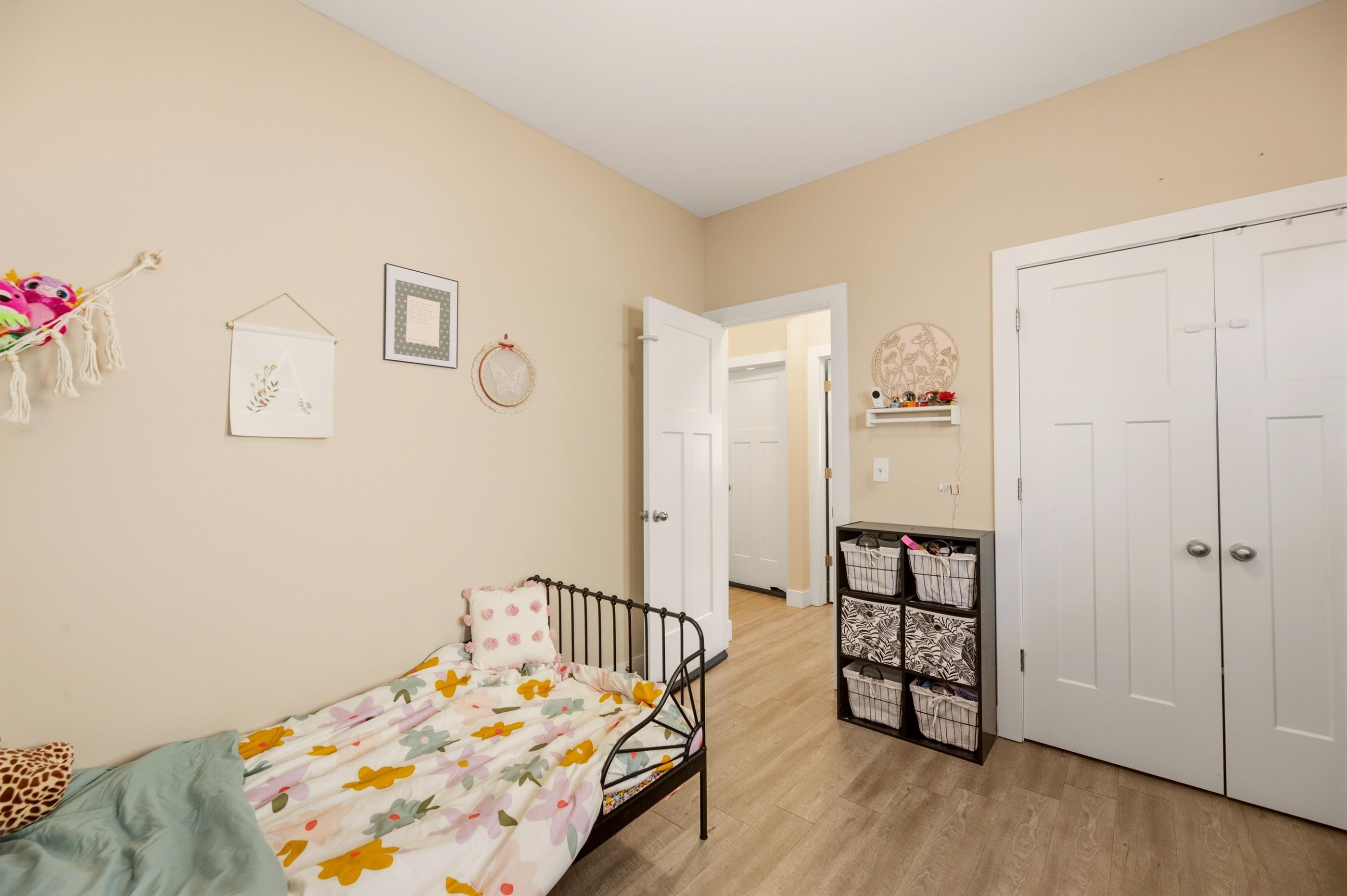 3209 E Aster Property Photo 17