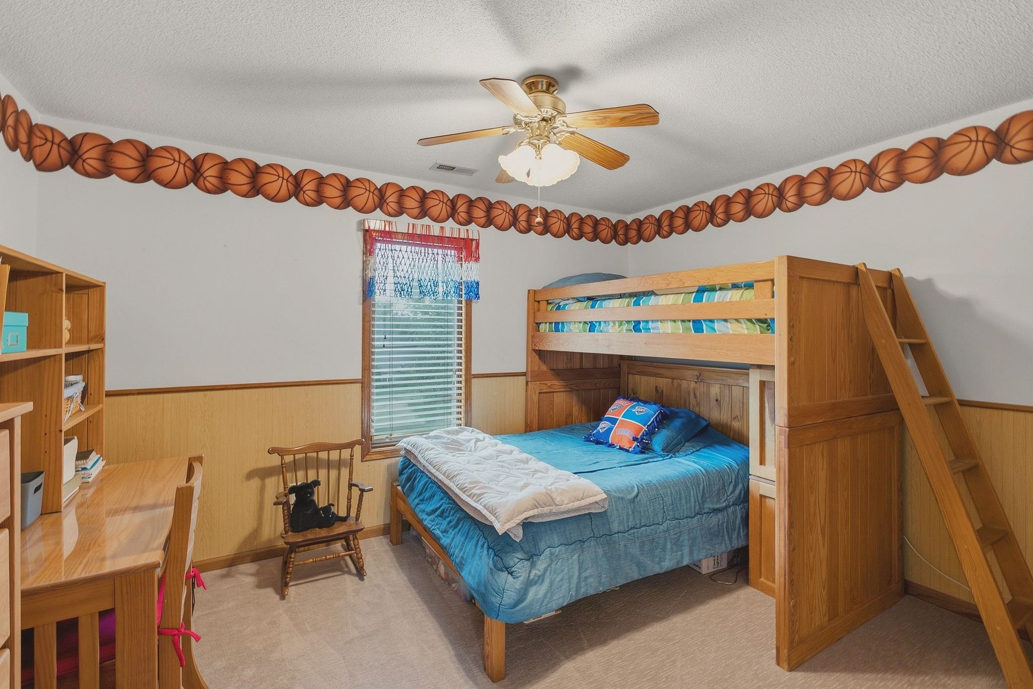 805 N Sagebrush Ct Property Photo 22