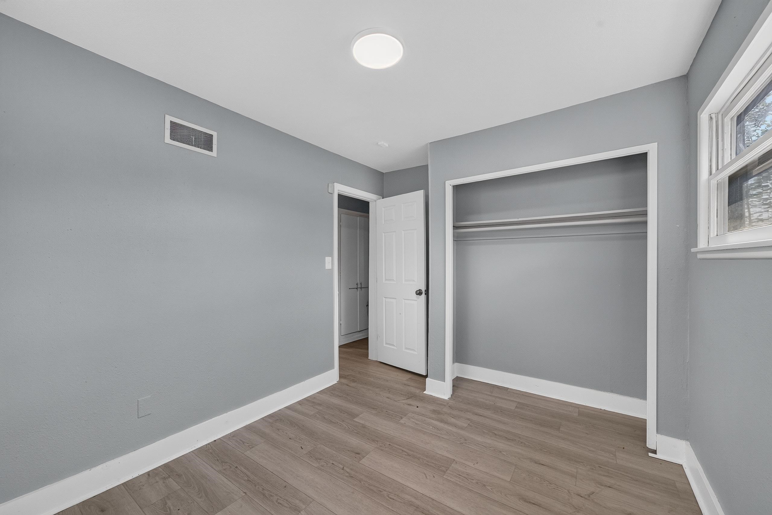 1207 N Spruce Property Photo 14