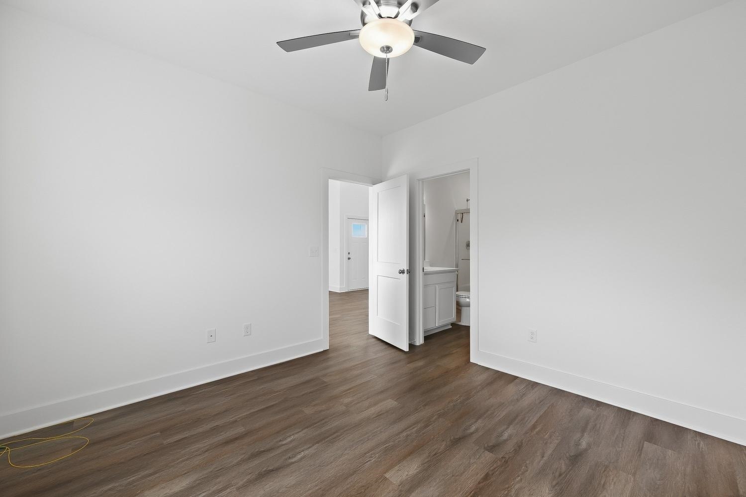 438 W Long Path Ct Property Photo 10