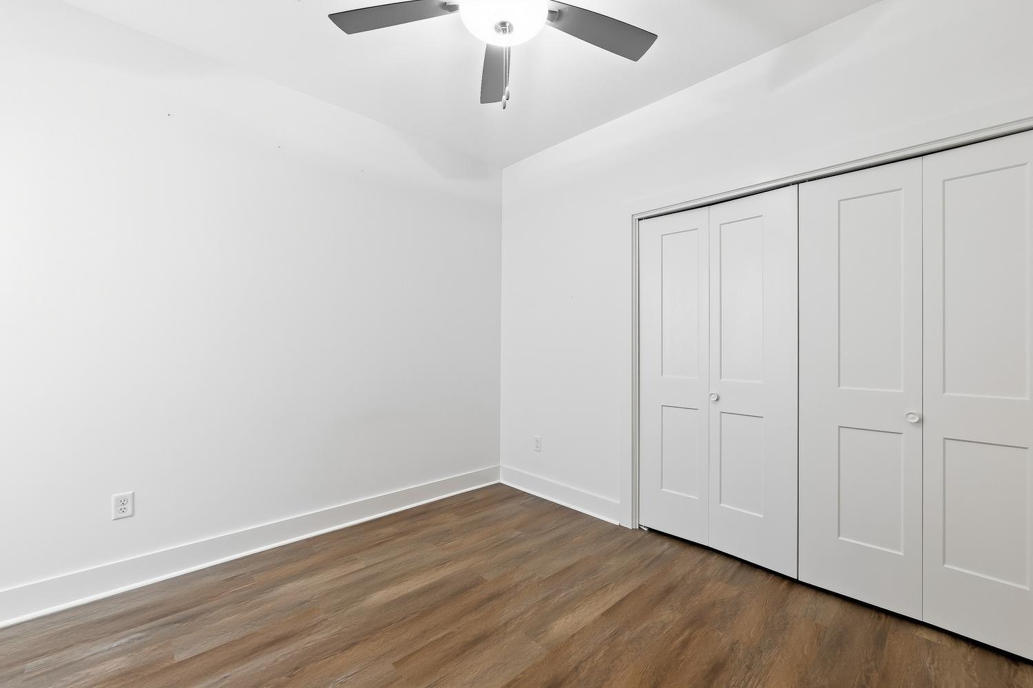 438 W Long Path Ct Property Photo 16