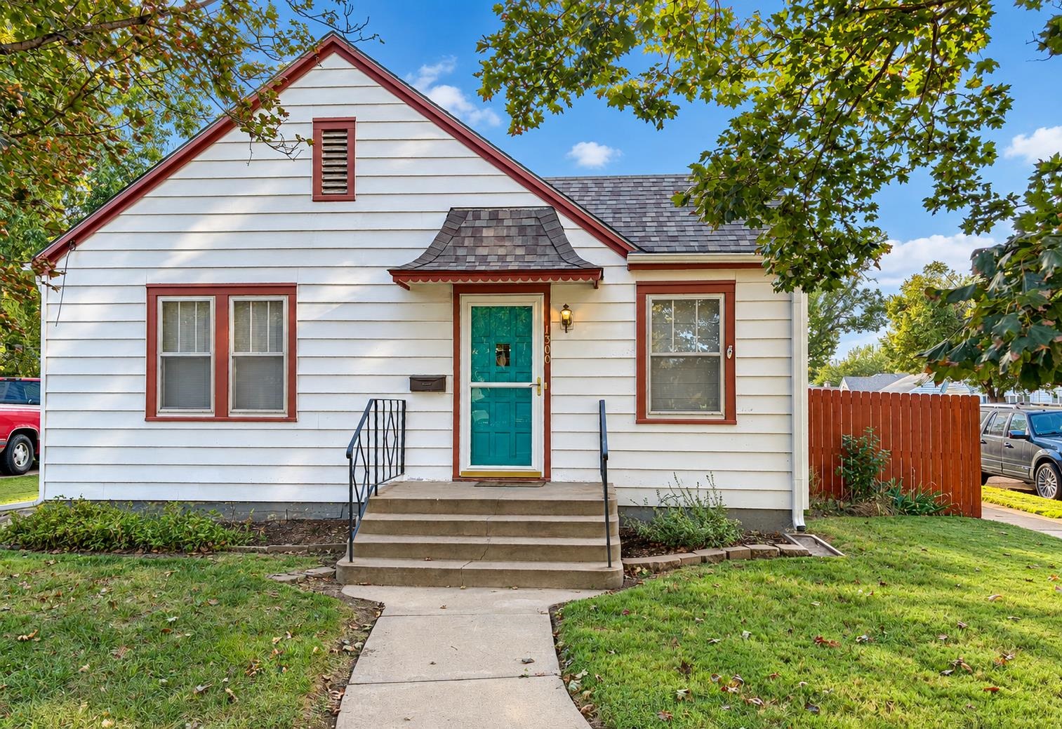 1300 Pershing St Property Photo 1