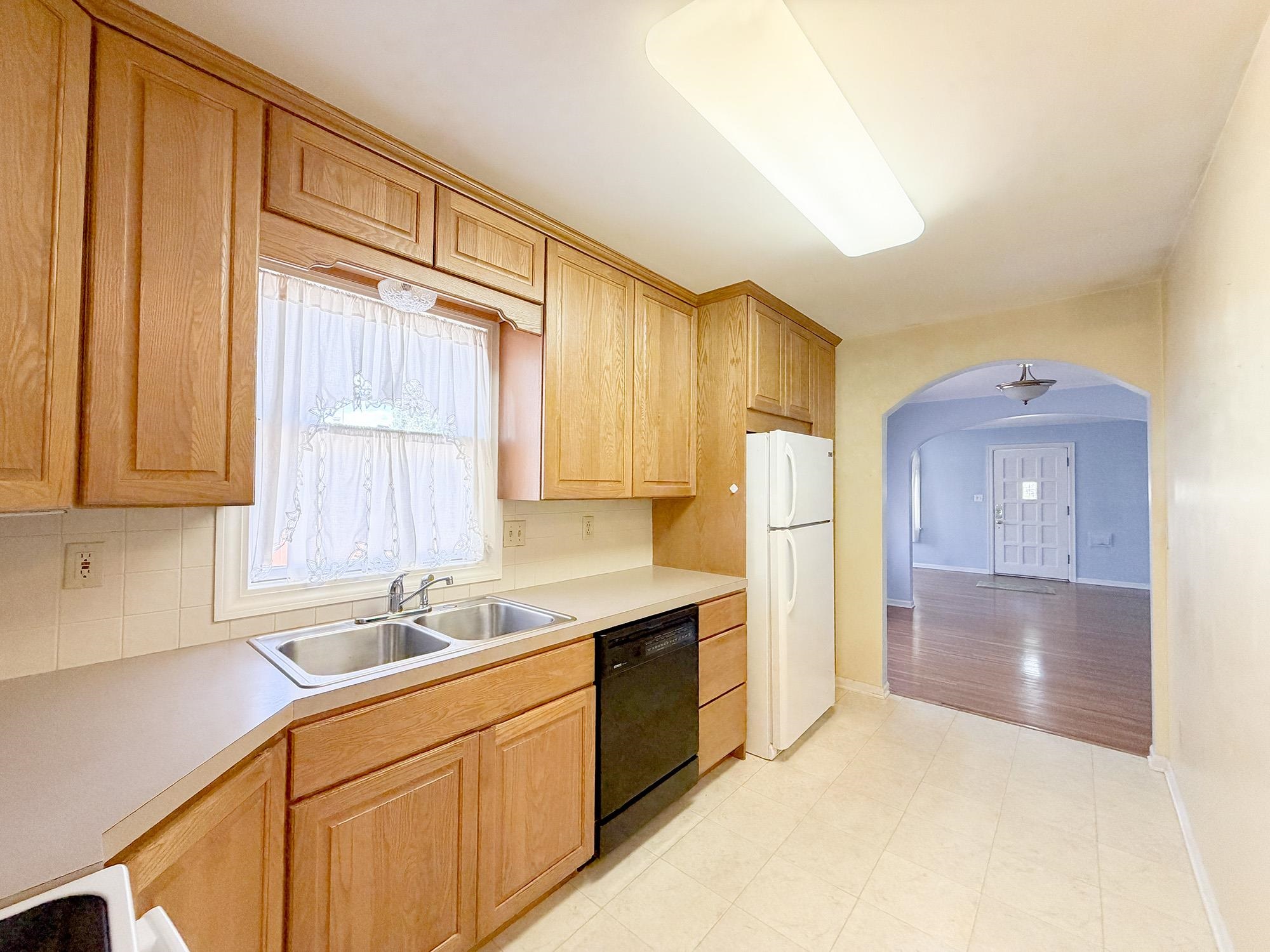 1300 Pershing St Property Photo 8