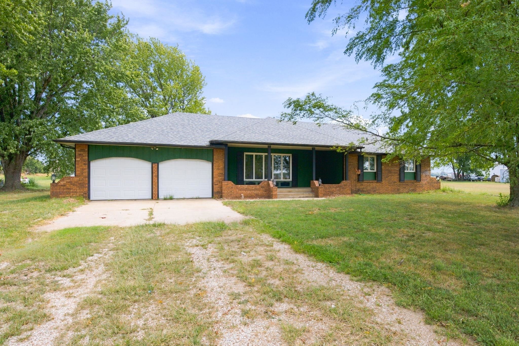 15574 11th Property Photo 2