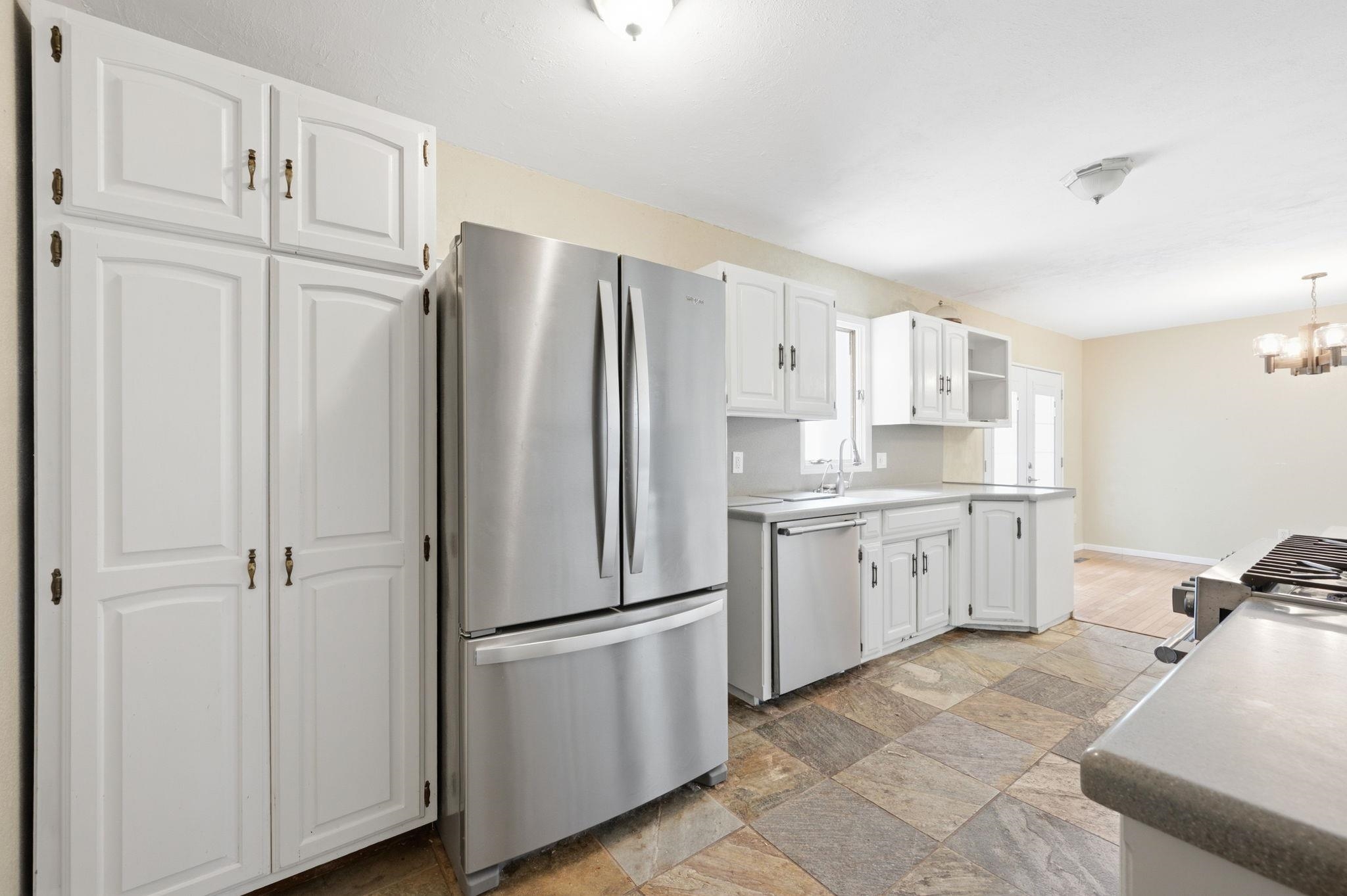 15574 11th Property Photo 12