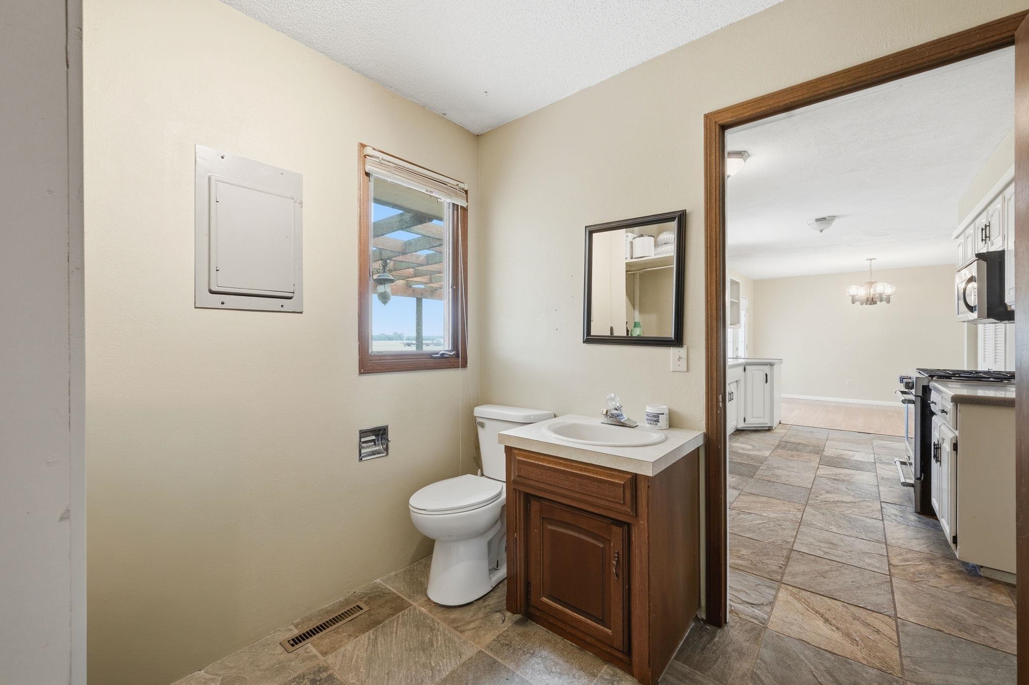 15574 11th Property Photo 14