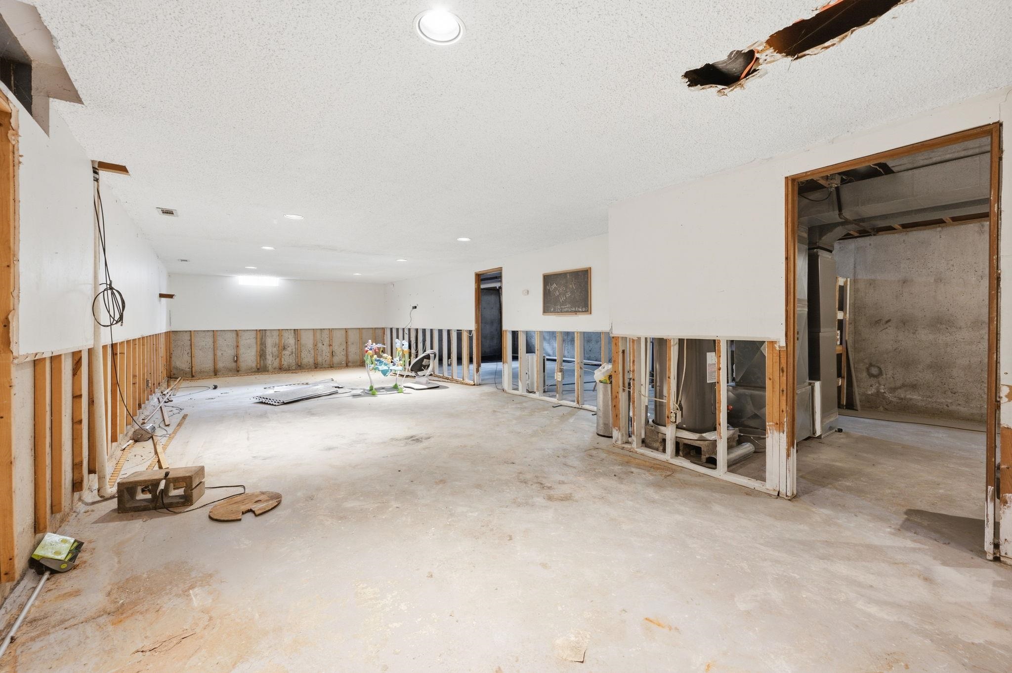 15574 11th Property Photo 22