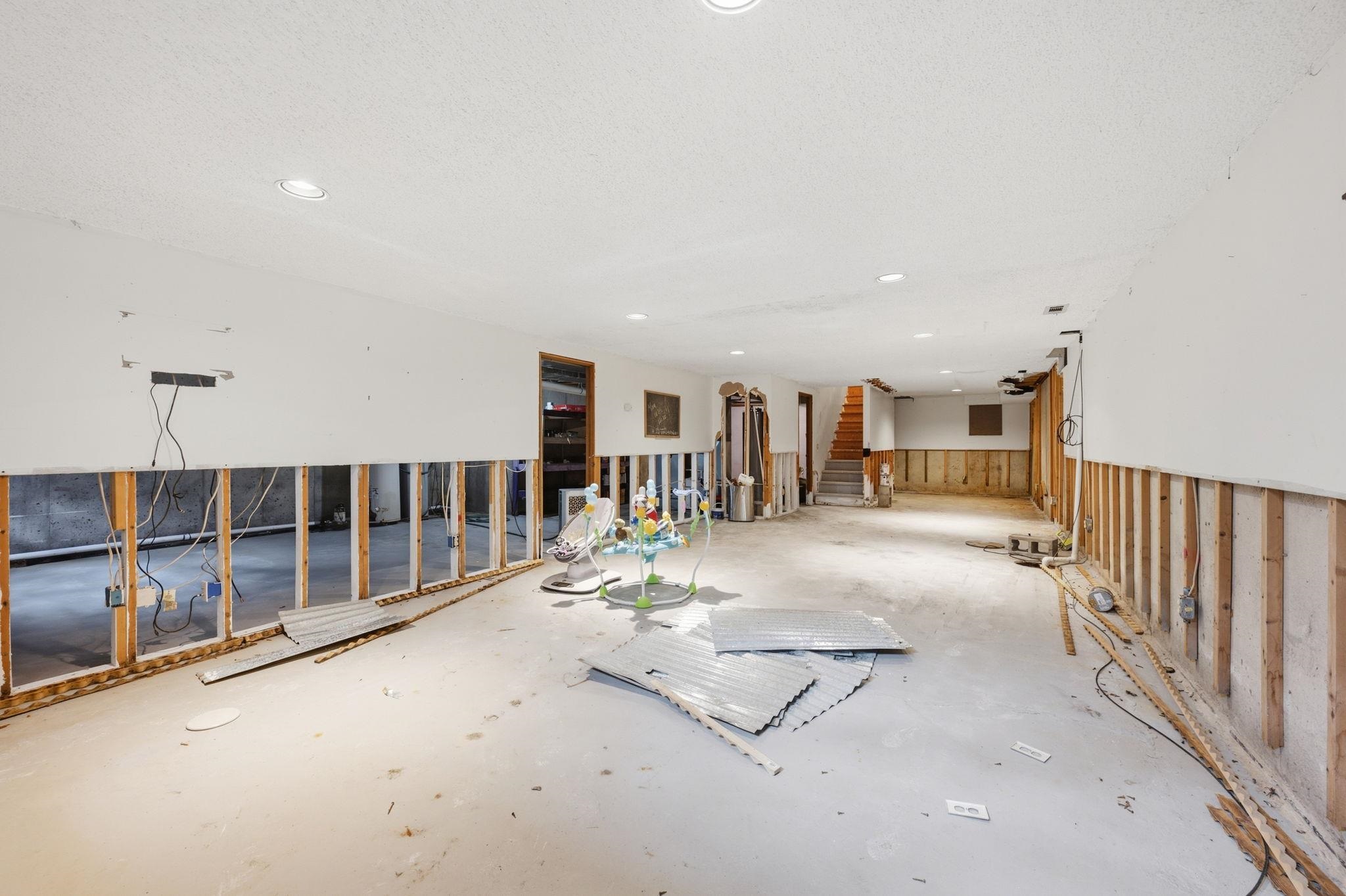 15574 11th Property Photo 23