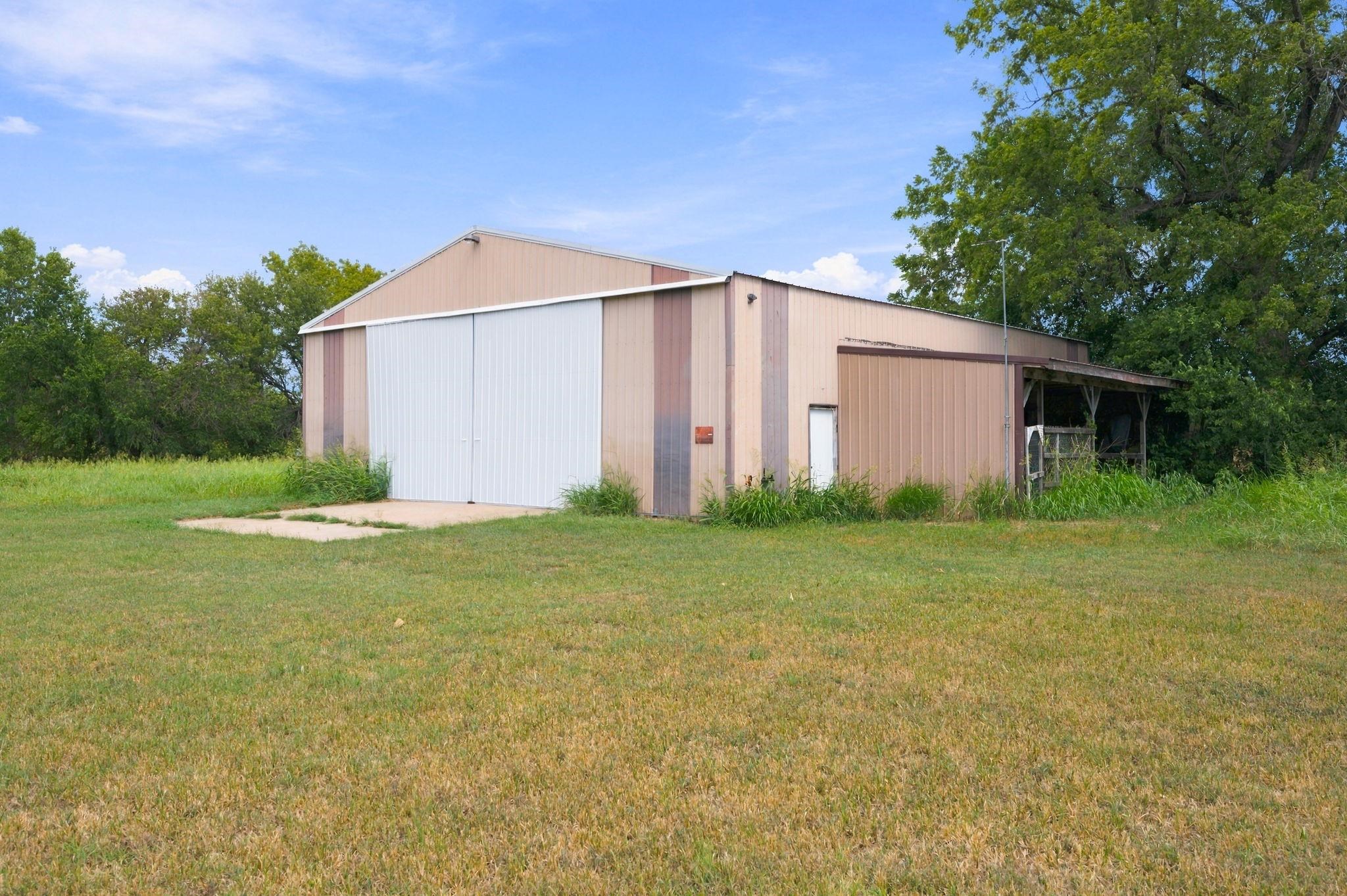 15574 11th Property Photo 32