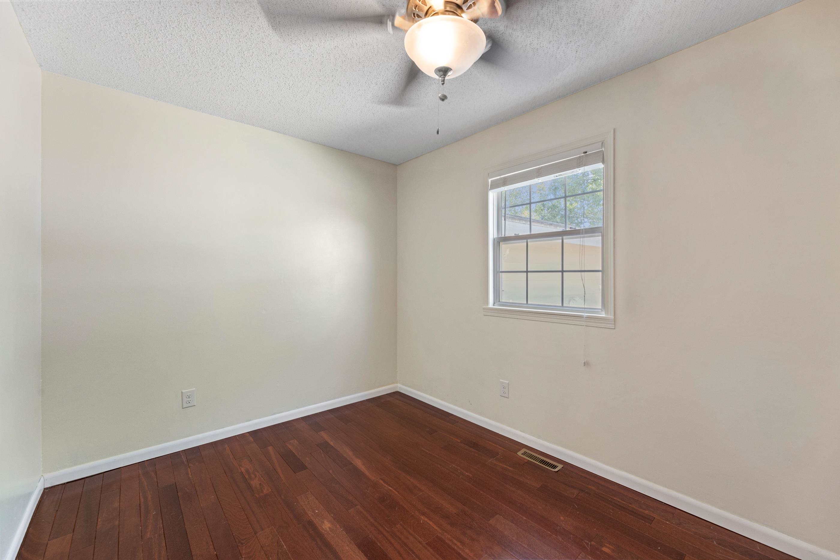1061-1063 N Water Street Property Photo 12