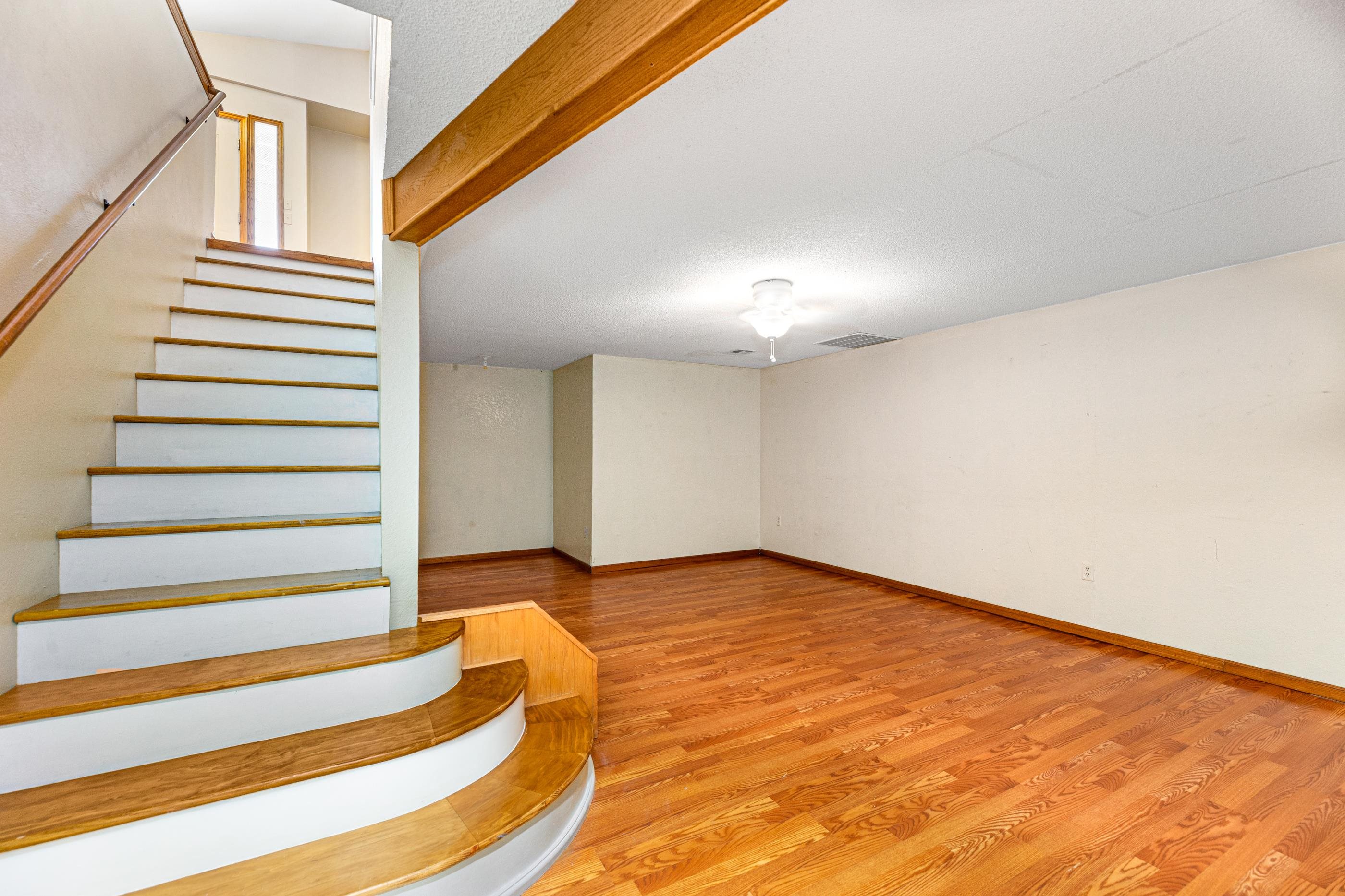 1061-1063 N Water Street Property Photo 14