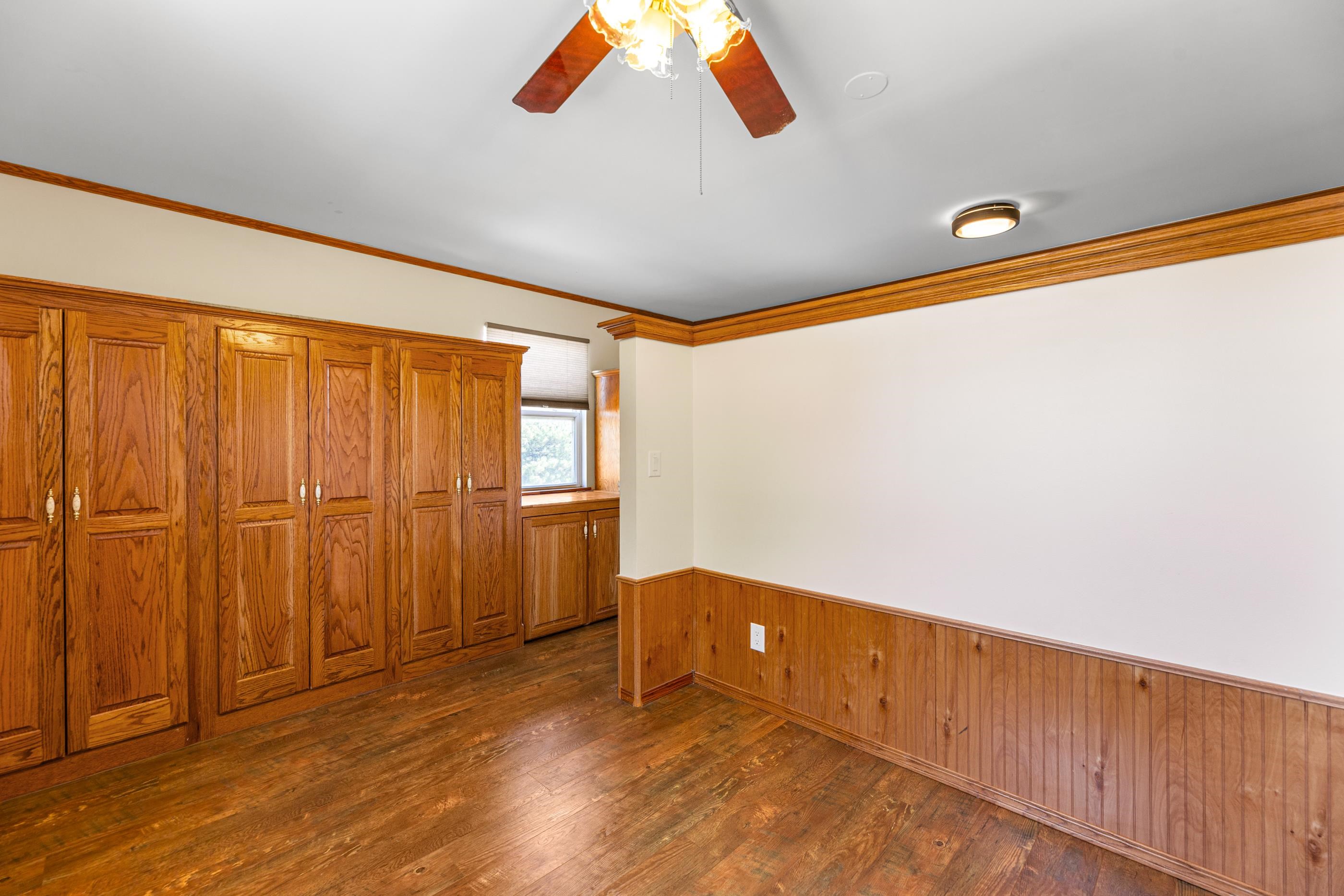 1061-1063 N Water Street Property Photo 33