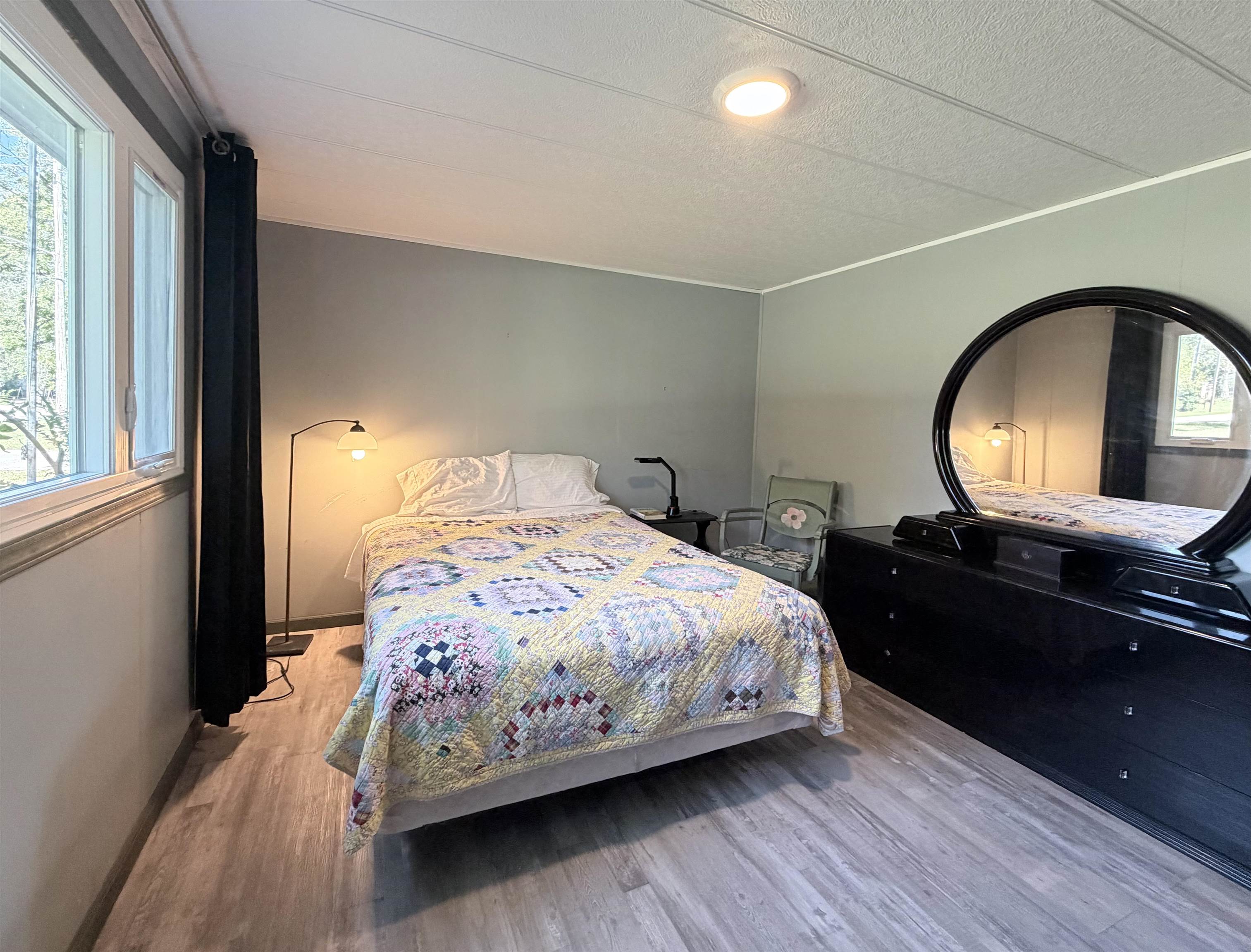 304 S Valley Property Photo 13