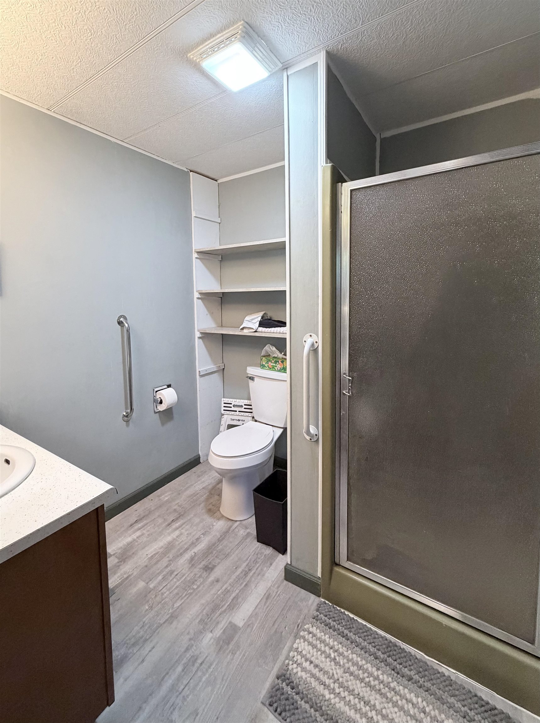 304 S Valley Property Photo 14