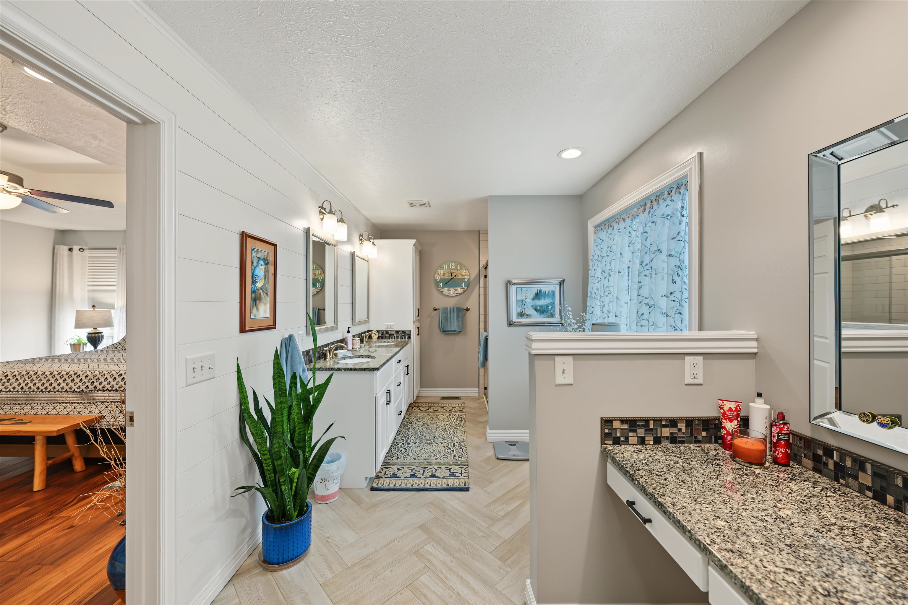 1813 Bluestem Ln Property Photo 12