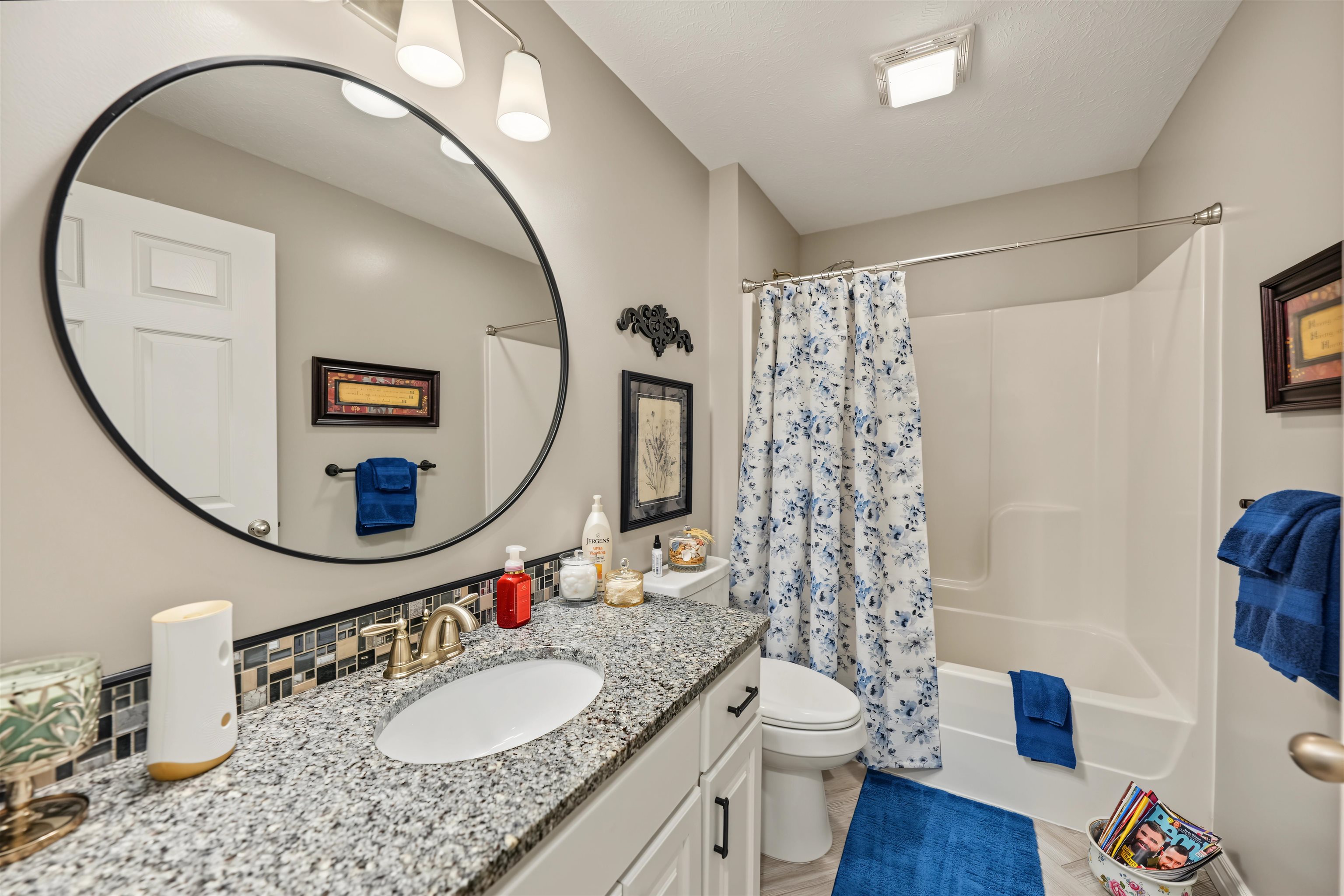 1813 Bluestem Ln Property Photo 17