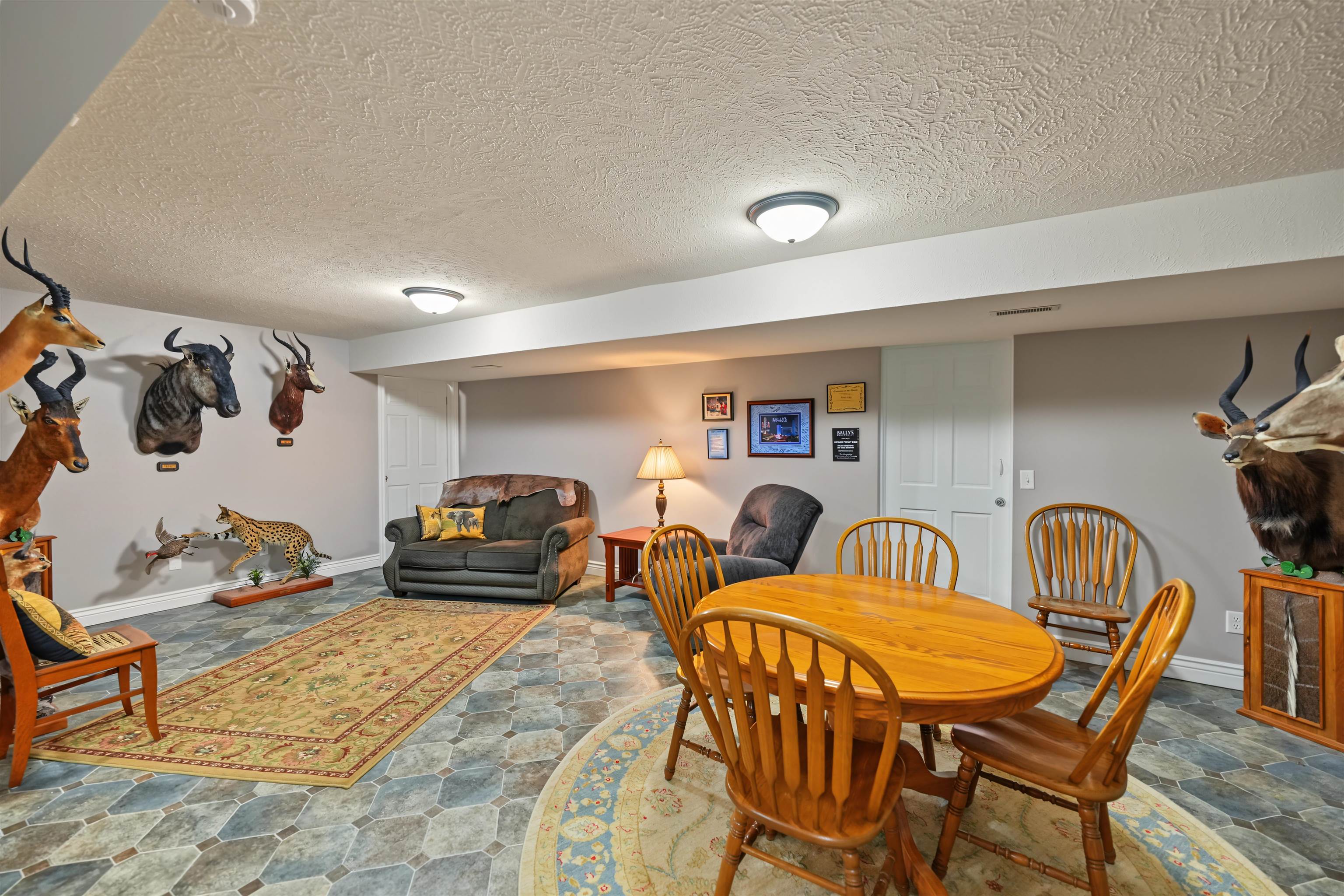 1813 Bluestem Ln Property Photo 22