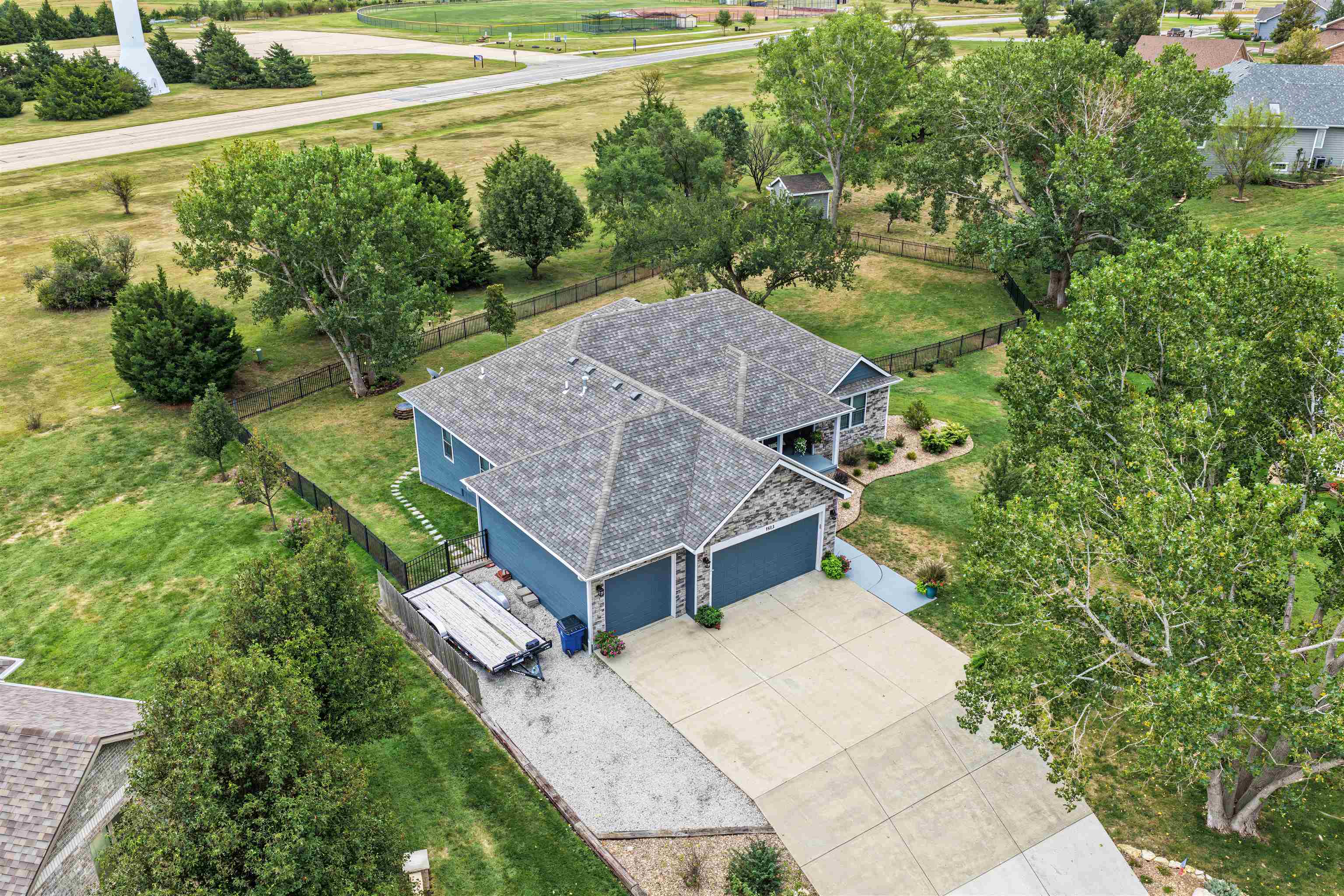 1813 Bluestem Ln Property Photo 30