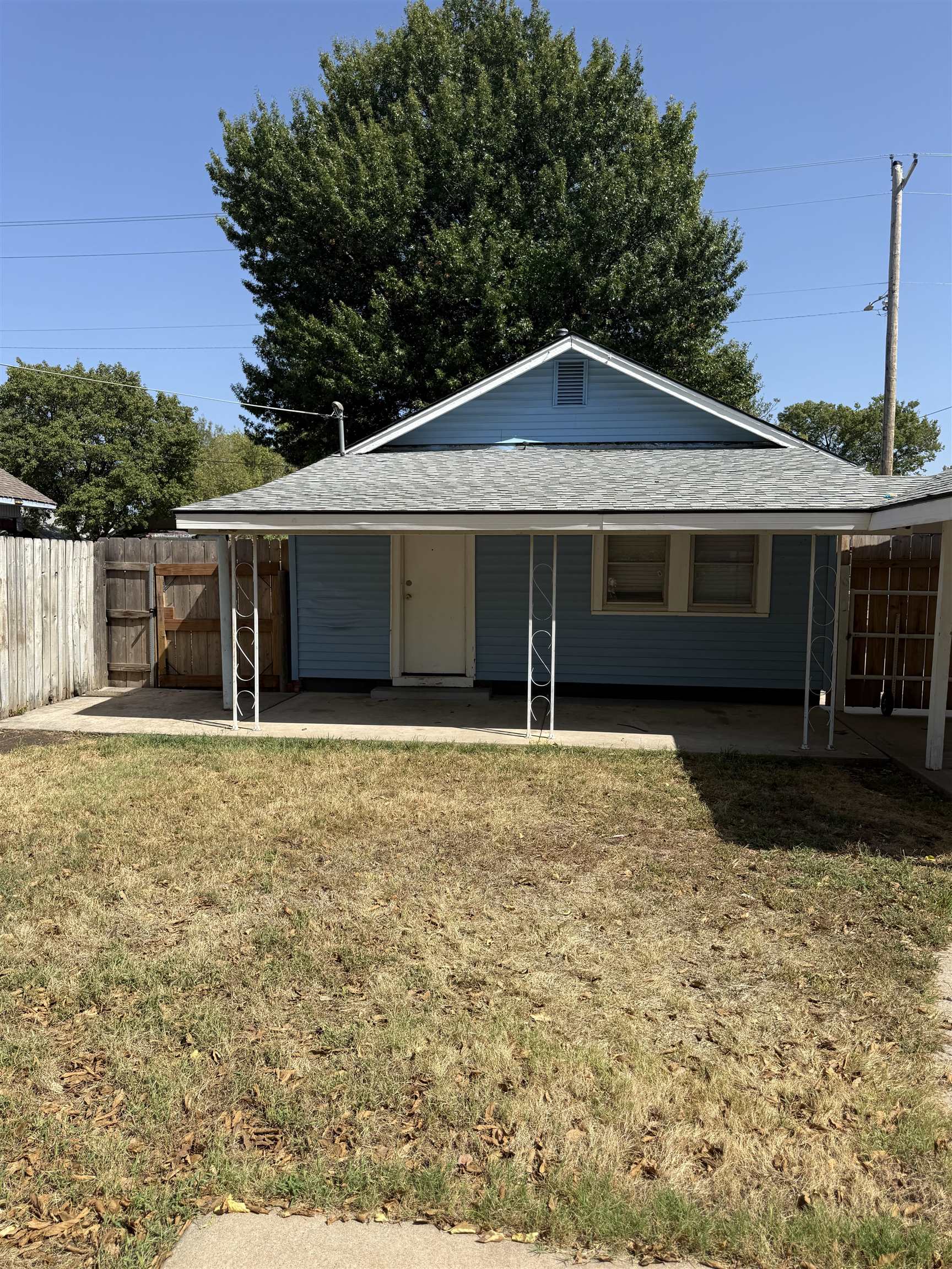 2241 N Mascot Ave Property Photo 14