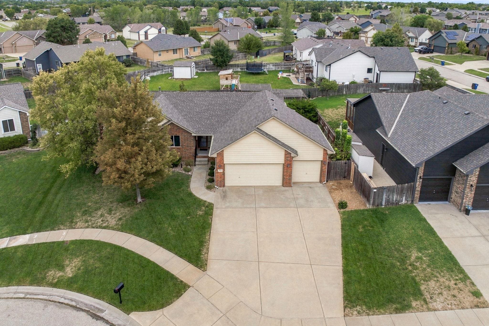 2917 N Rock Bridge Ct Property Photo 3