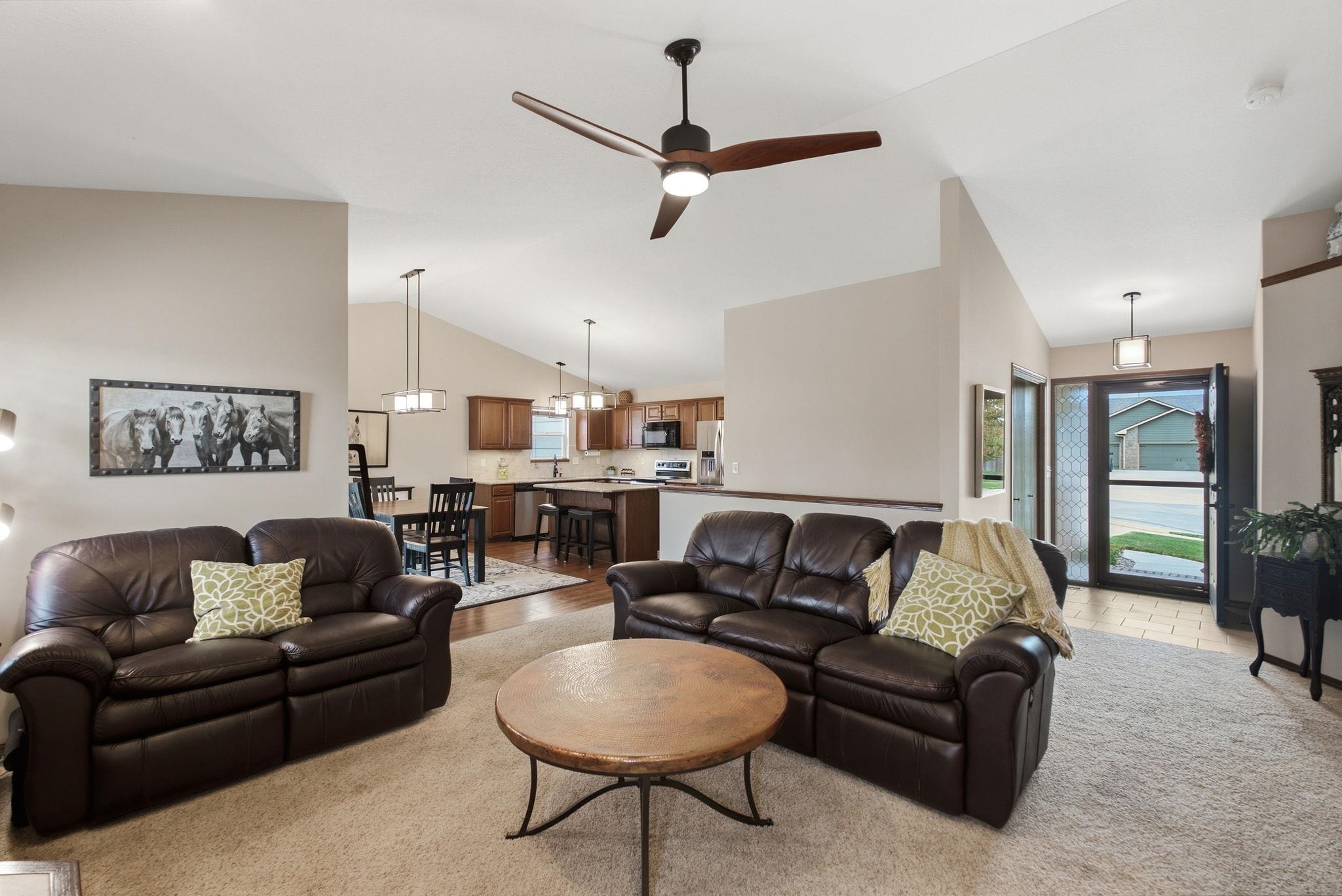 2917 N Rock Bridge Ct Property Photo 7