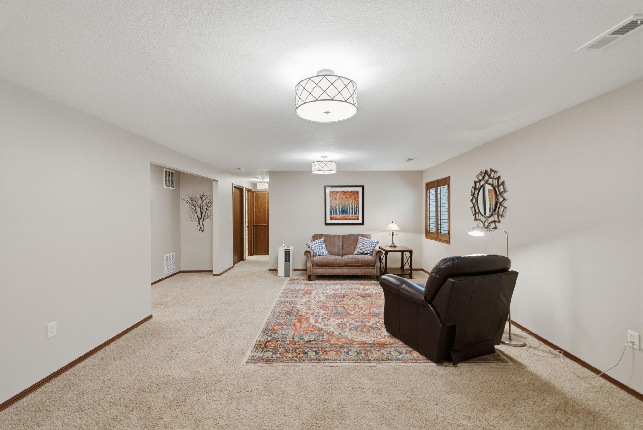 2917 N Rock Bridge Ct Property Photo 22