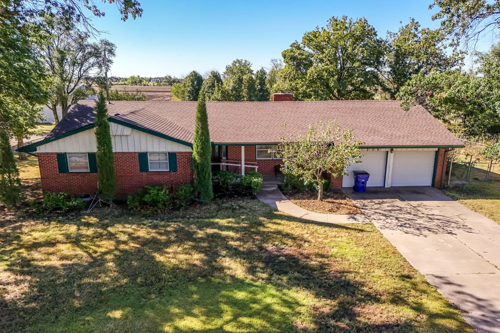 11229 E Creed St. & Lots Property Photo 6