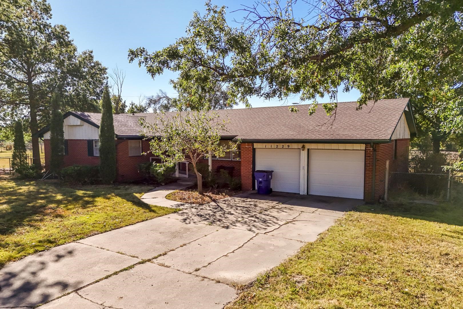 11229 E Creed St. & Lots Property Photo 7