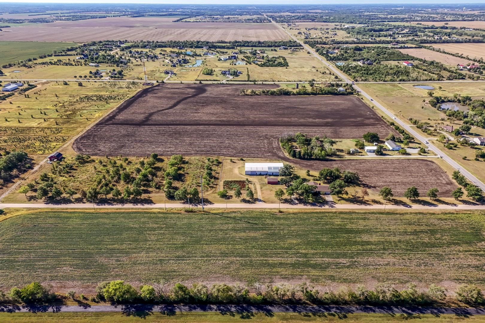 3+/- Acres E Creed St. Property Photo 15