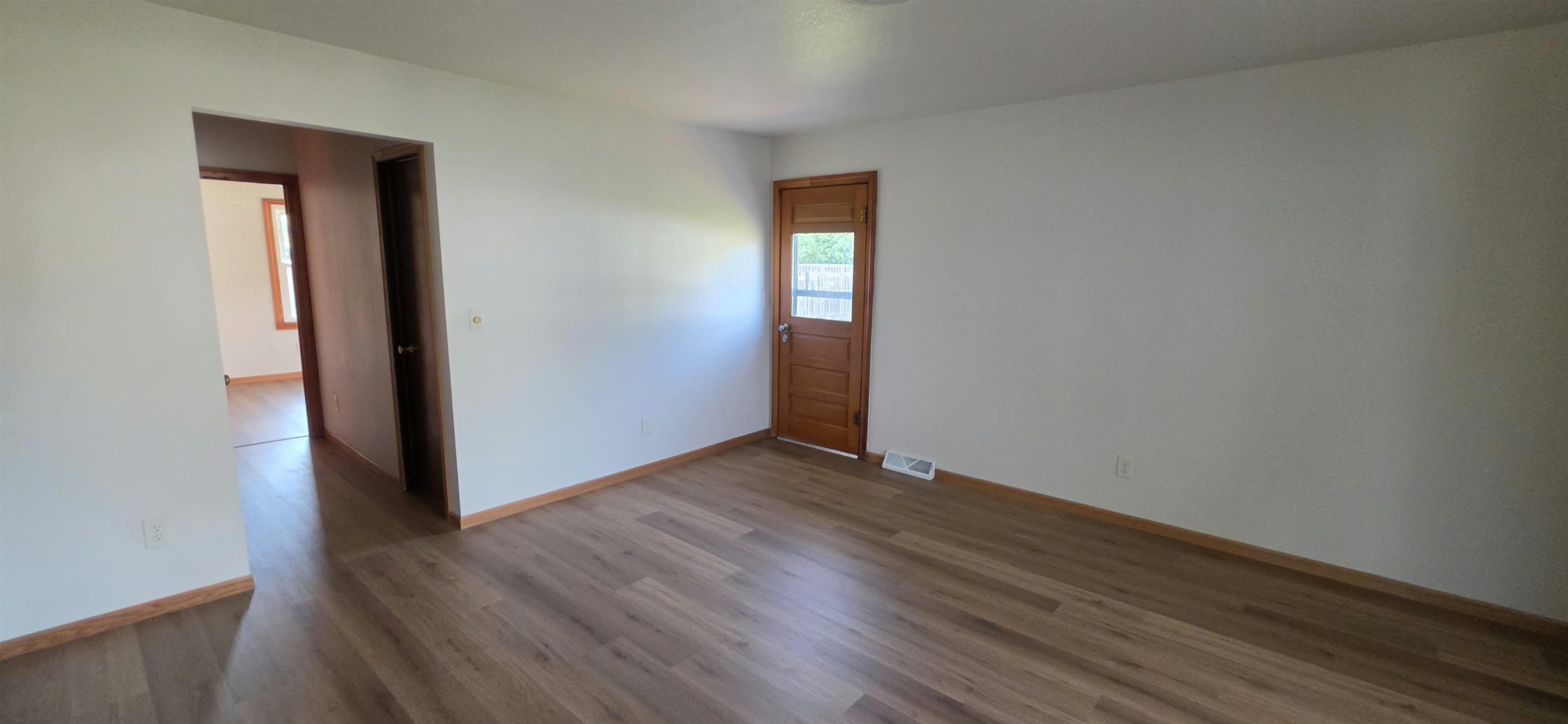 1312 W Regal St Property Photo 15