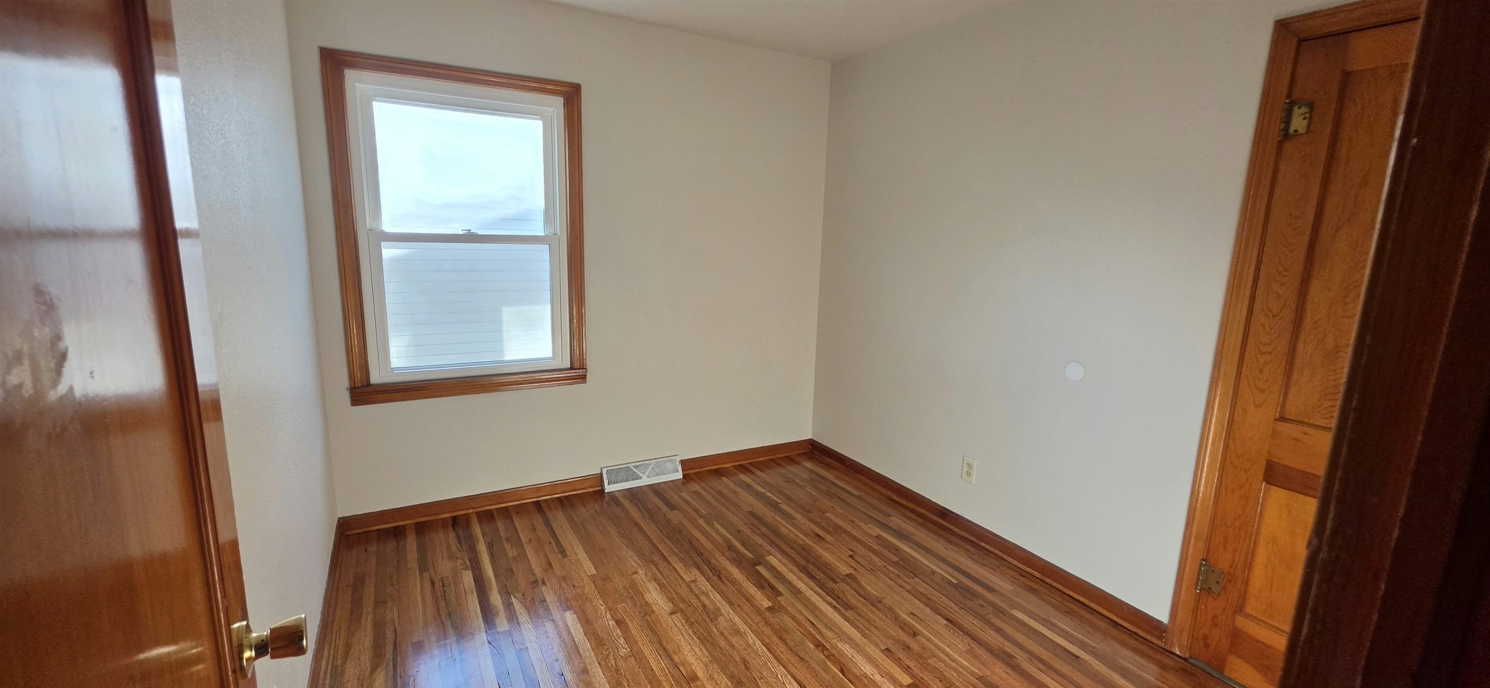 1312 W Regal St Property Photo 17