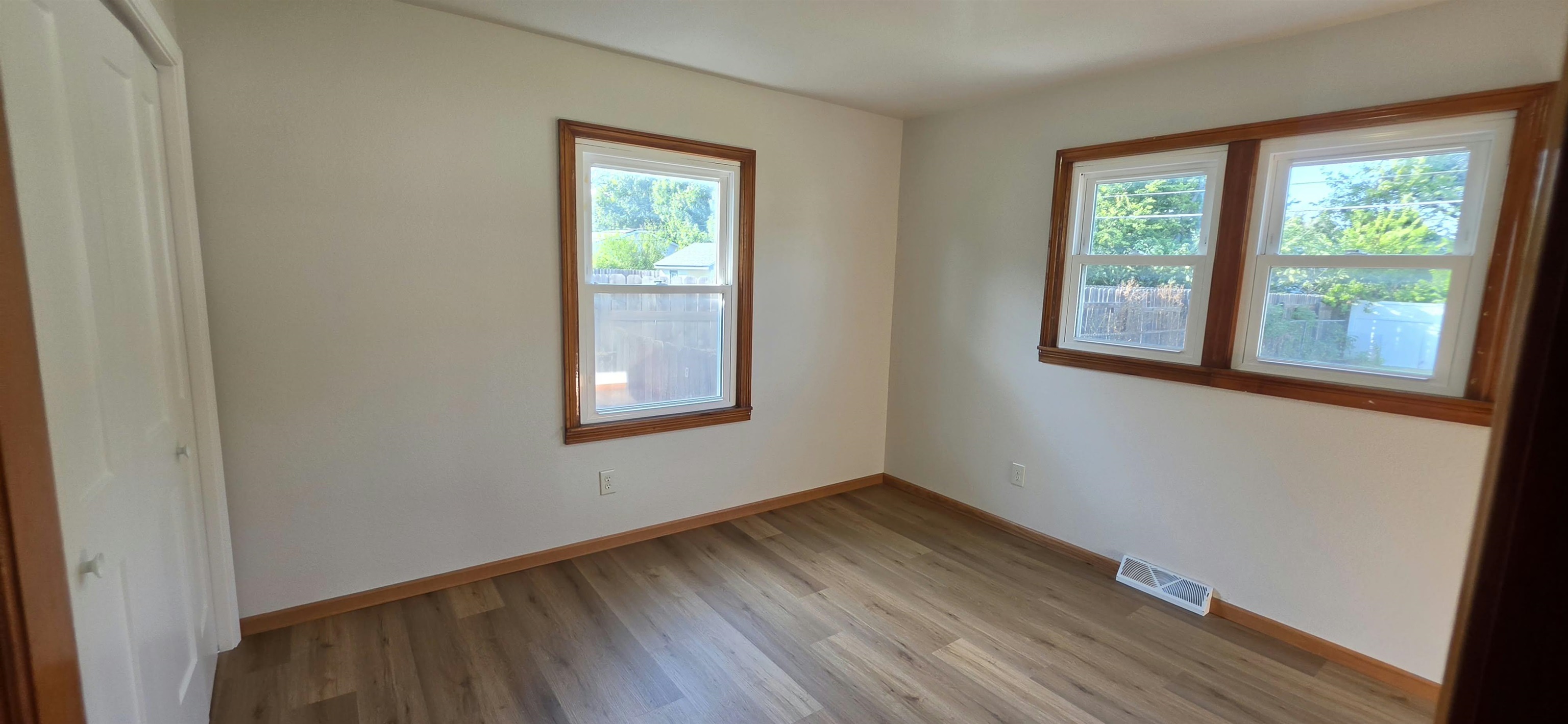 1312 W Regal St Property Photo 20