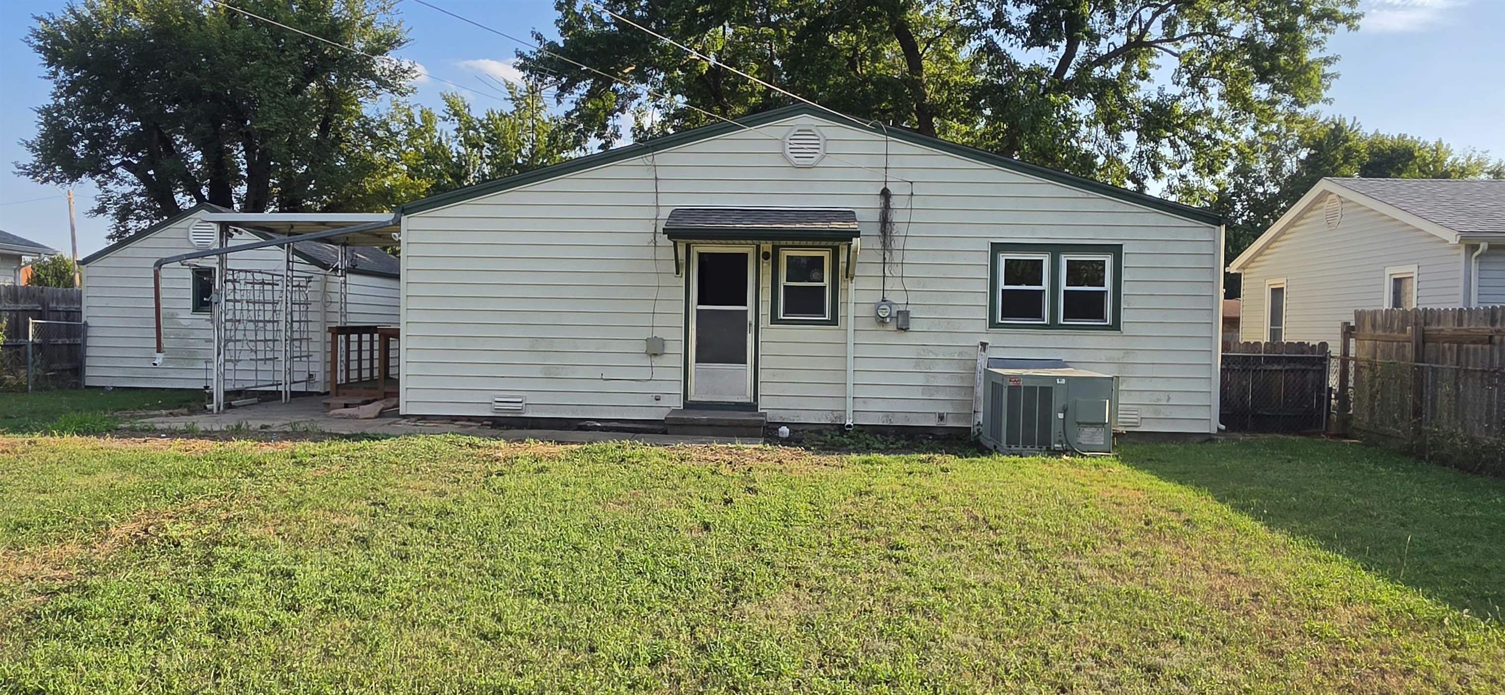 1312 W Regal St Property Photo 30