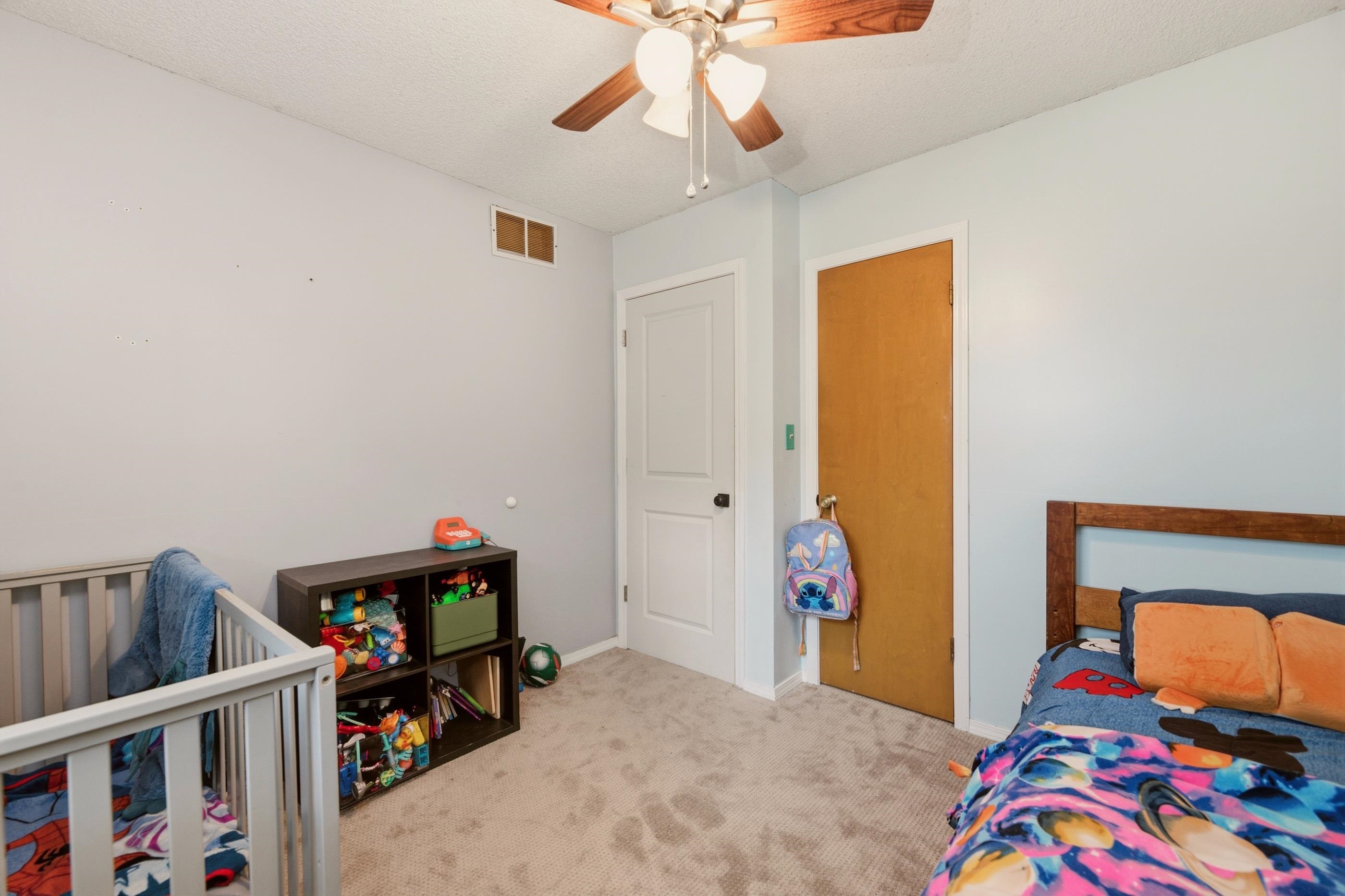 1705 N Baltimore Ave Property Photo 18