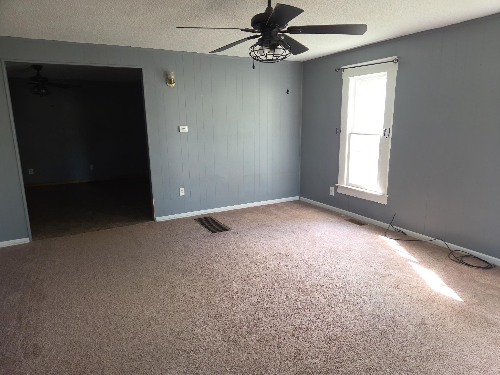 321 W 3rd Street Property Photo 2