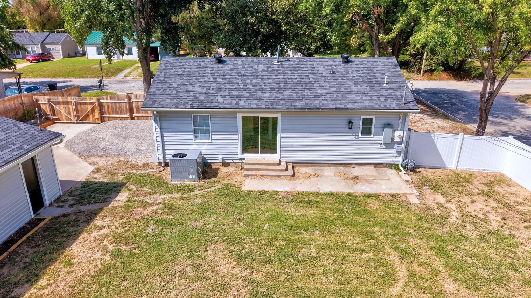 1126 N 9th St. Property Photo 24