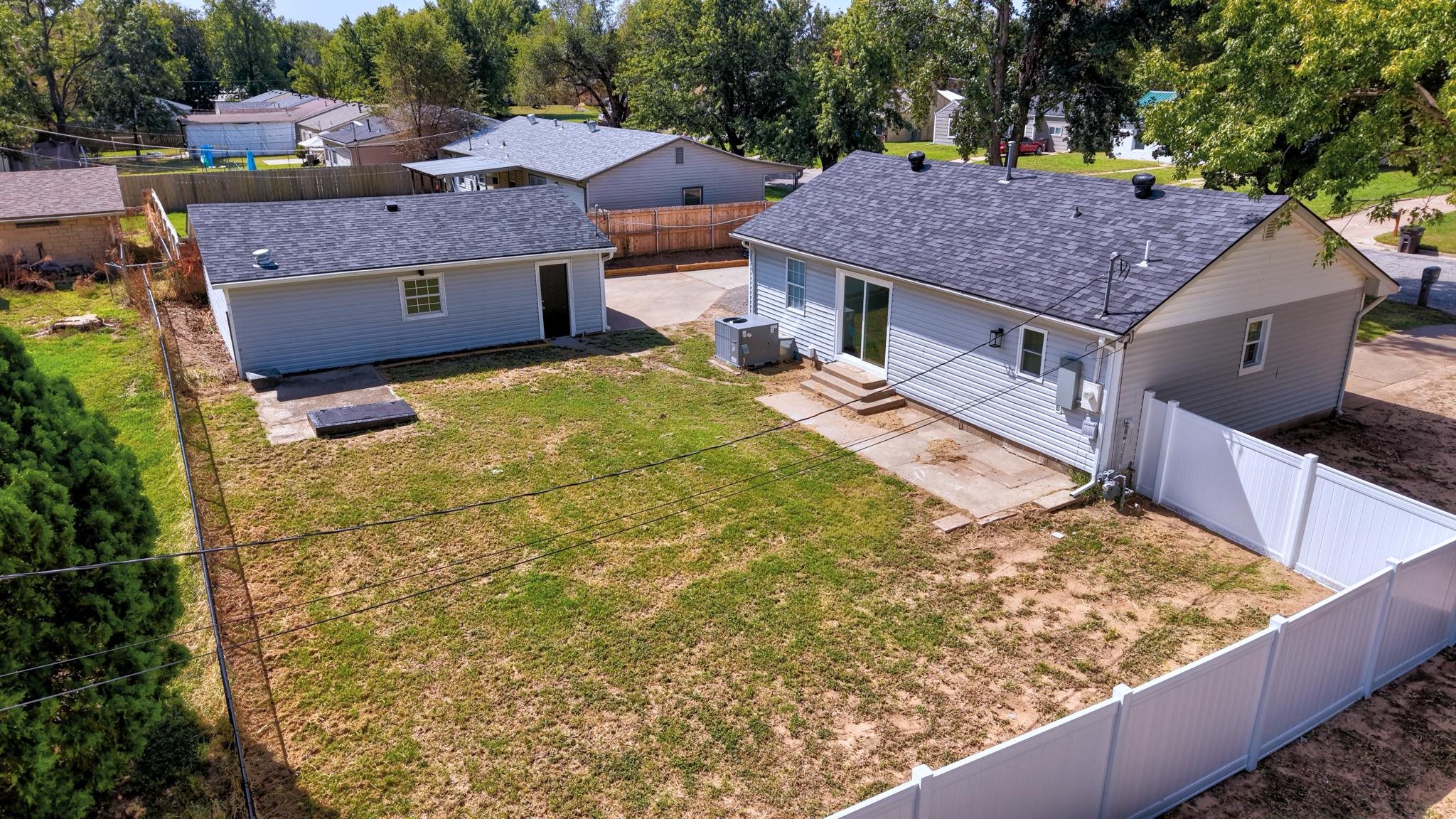 1126 N 9th St. Property Photo 26