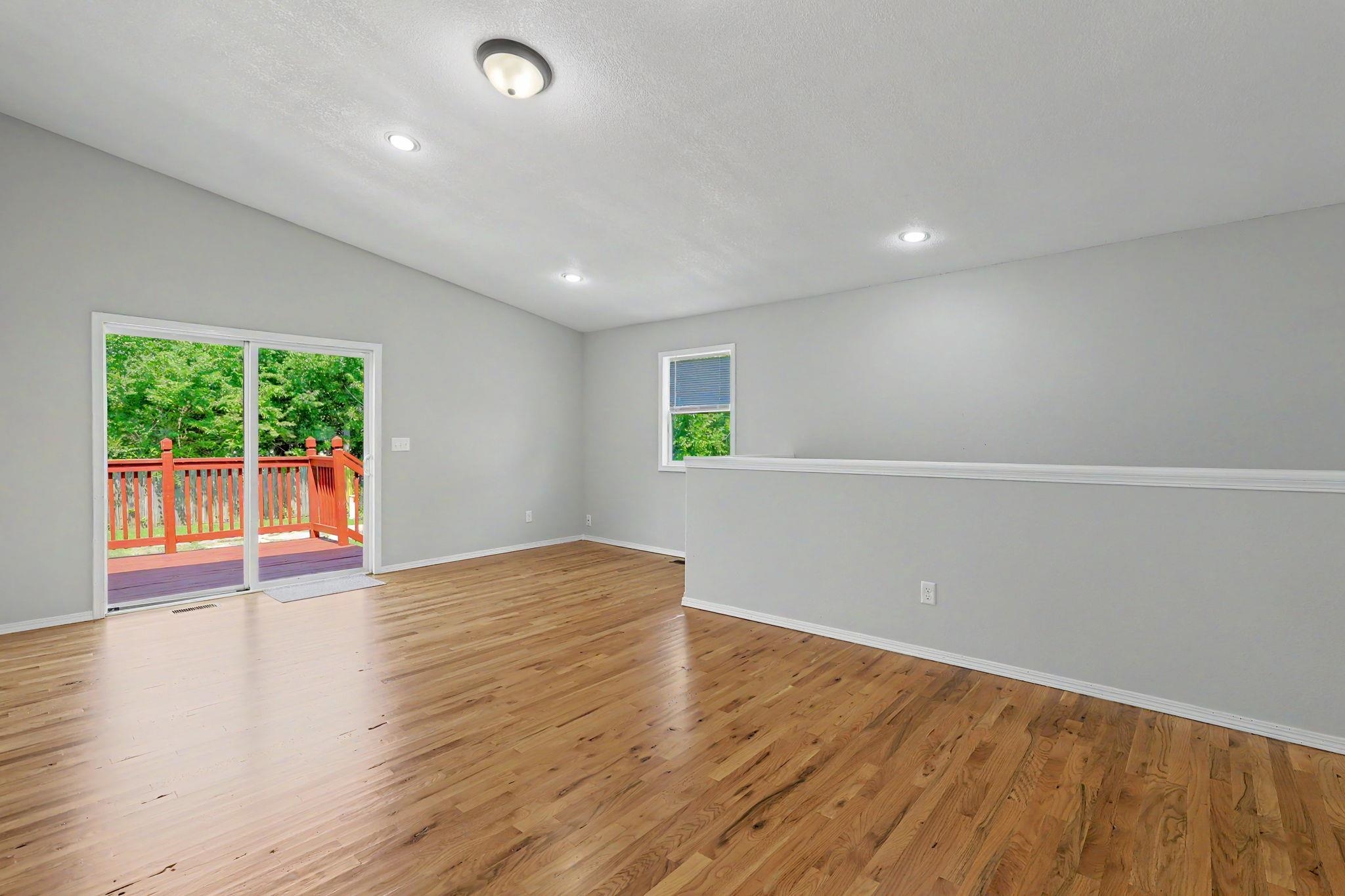2611 N Lorraine Ave Property Photo 12